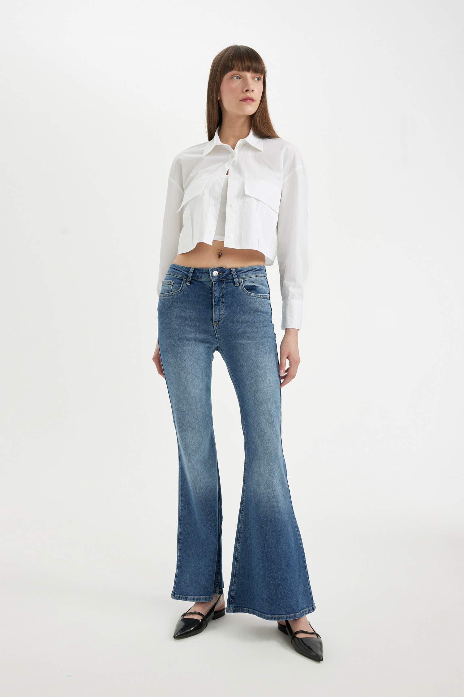 Mia Normal Waist Flared Long Jeans