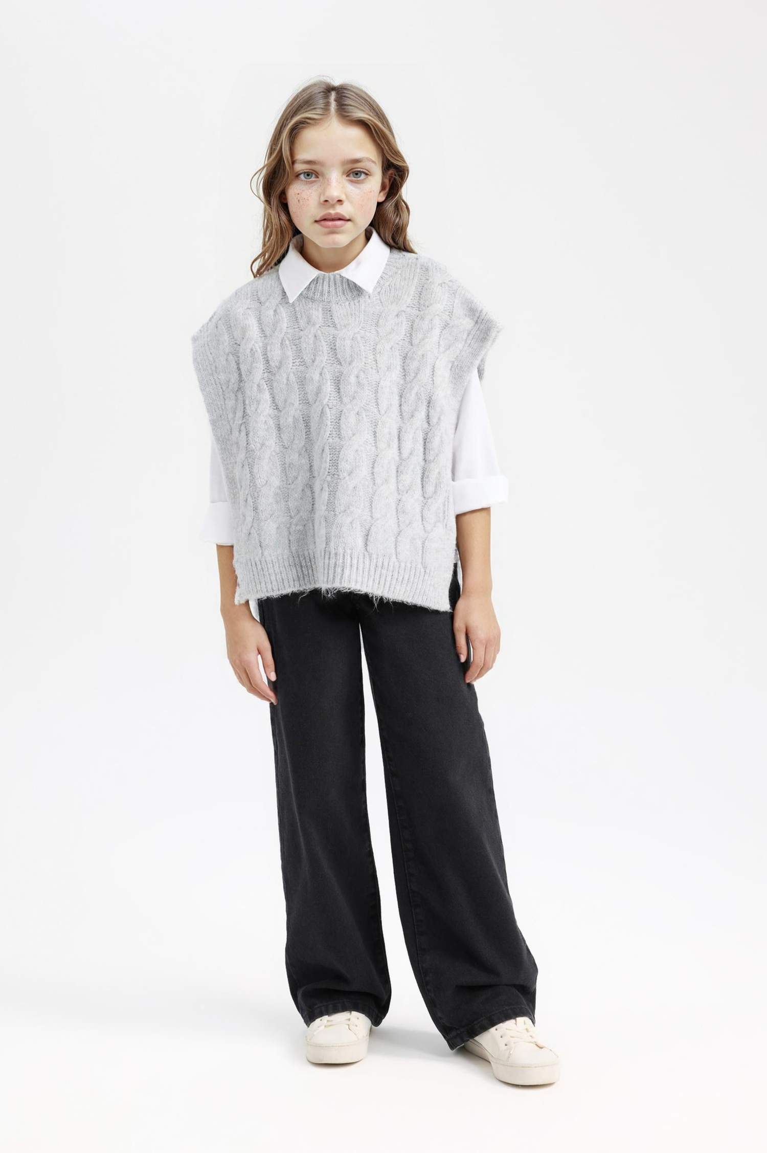 Kız Çocuk Bisiklet Yaka Saç Örgüsü Desenli Triko Süveter