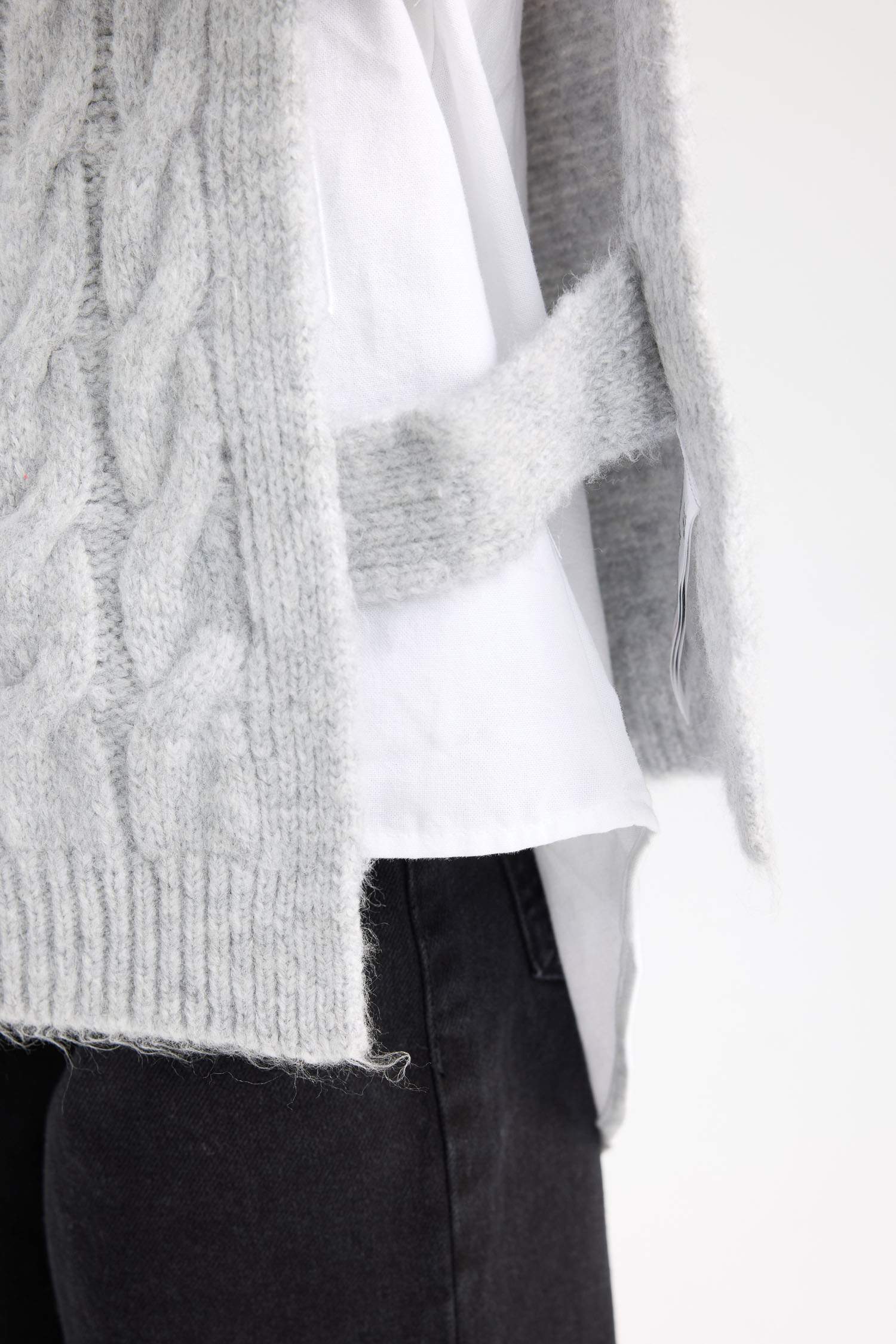 Kız Çocuk Bisiklet Yaka Saç Örgüsü Desenli Triko Süveter