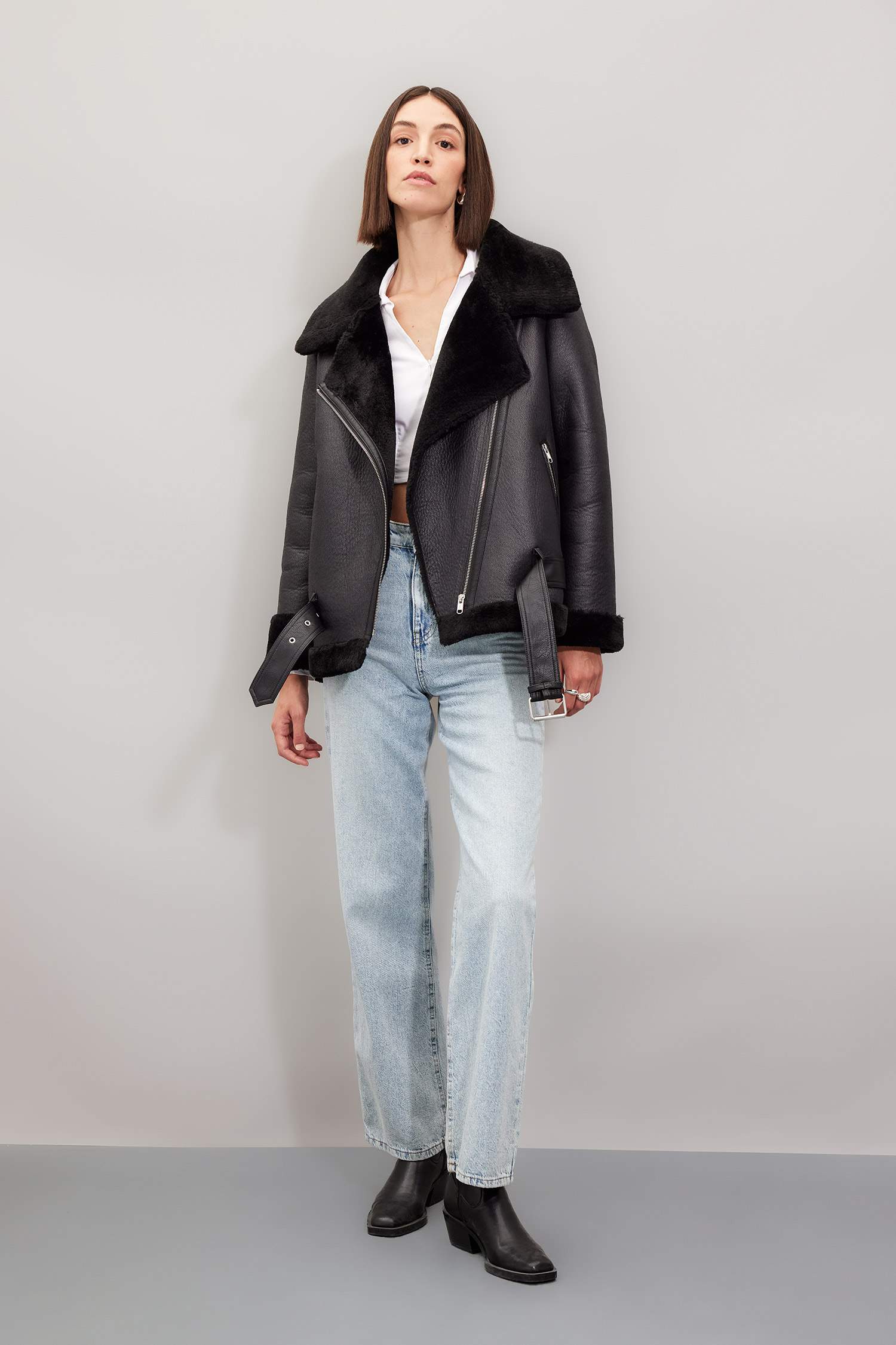 Kruvaze Yaka Pelüş Astarlı Mont Fermuarlı Cepli Kemerli Mevsimlik