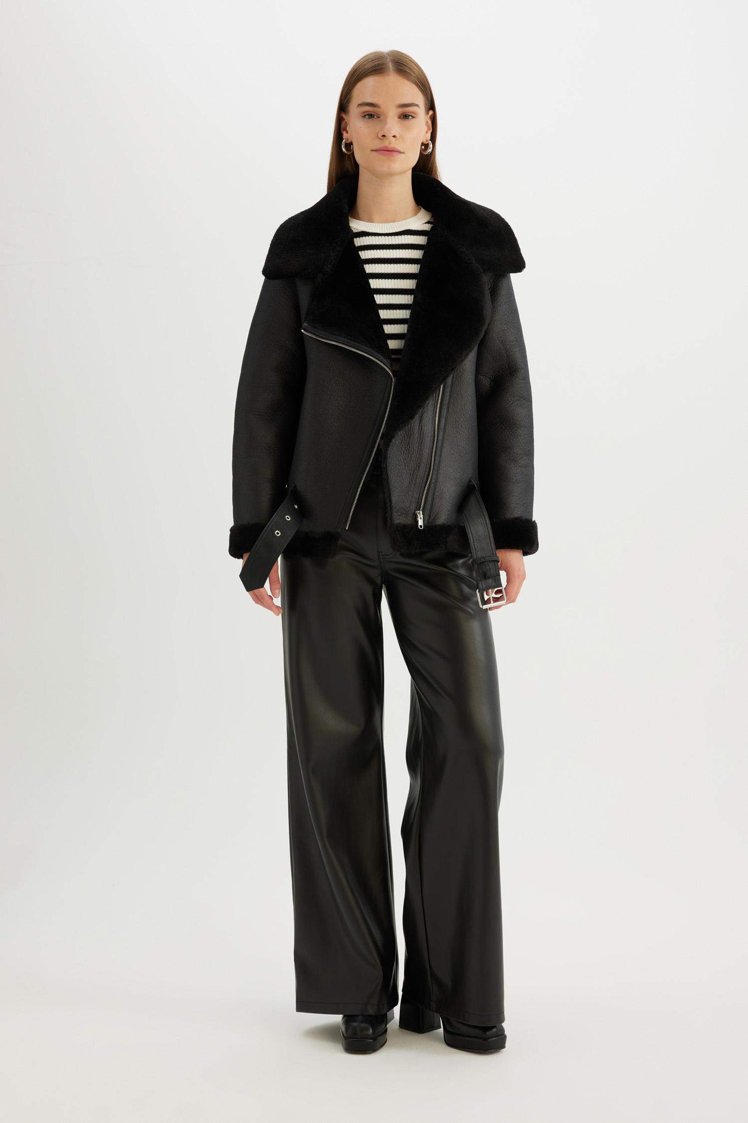 Kruvaze Yaka Pelüş Astarlı Mont Fermuarlı Cepli Kemerli Mevsimlik