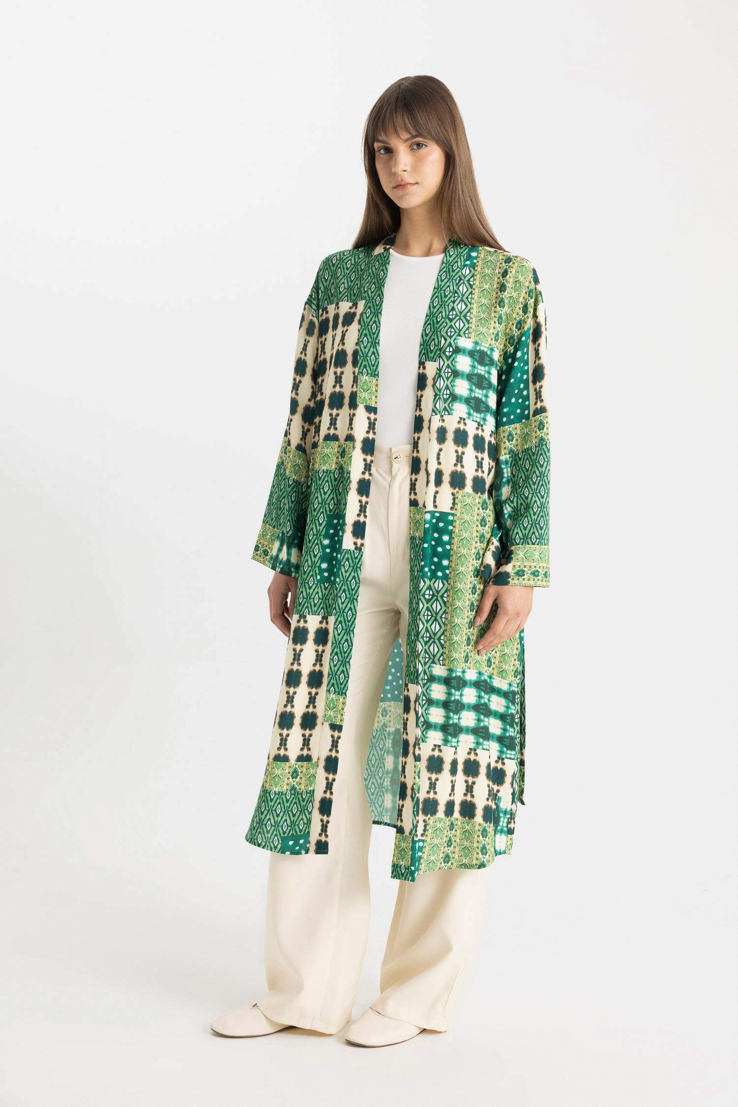 كيمونو ميدي مطبوع فيسكوز قصة مريحة برقبة قاضي