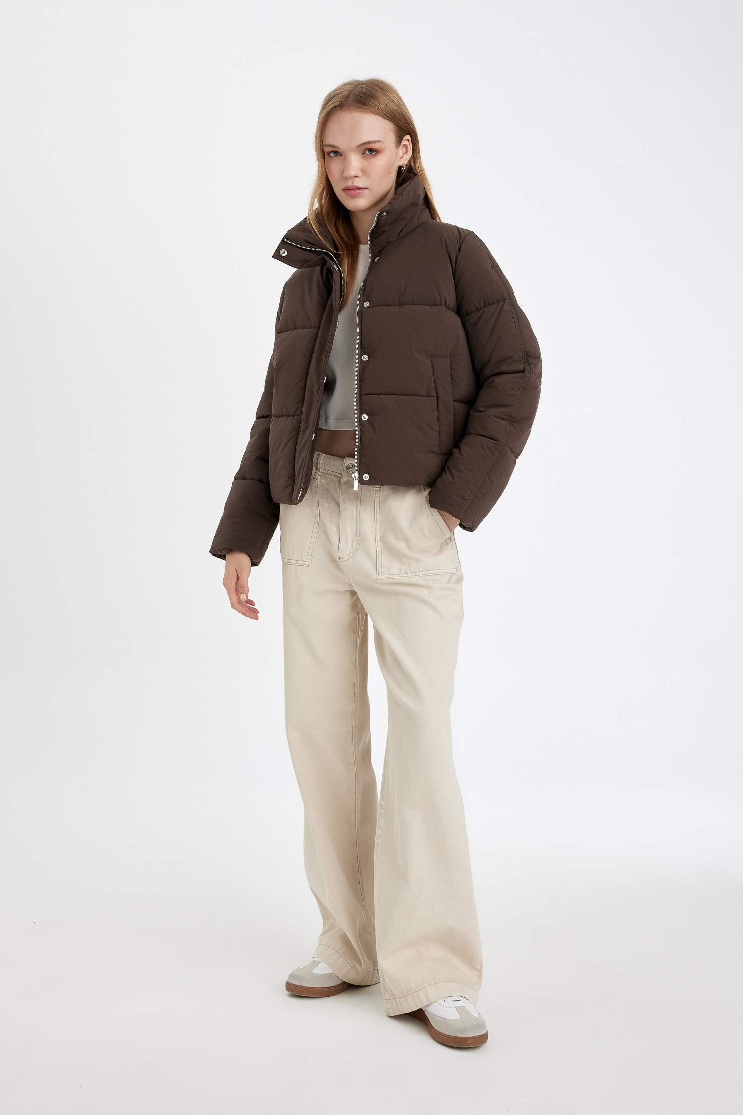 Su Geçirmez Dik Yaka Şişme Mont Cepli Fermuarlı Çıtçıtlı