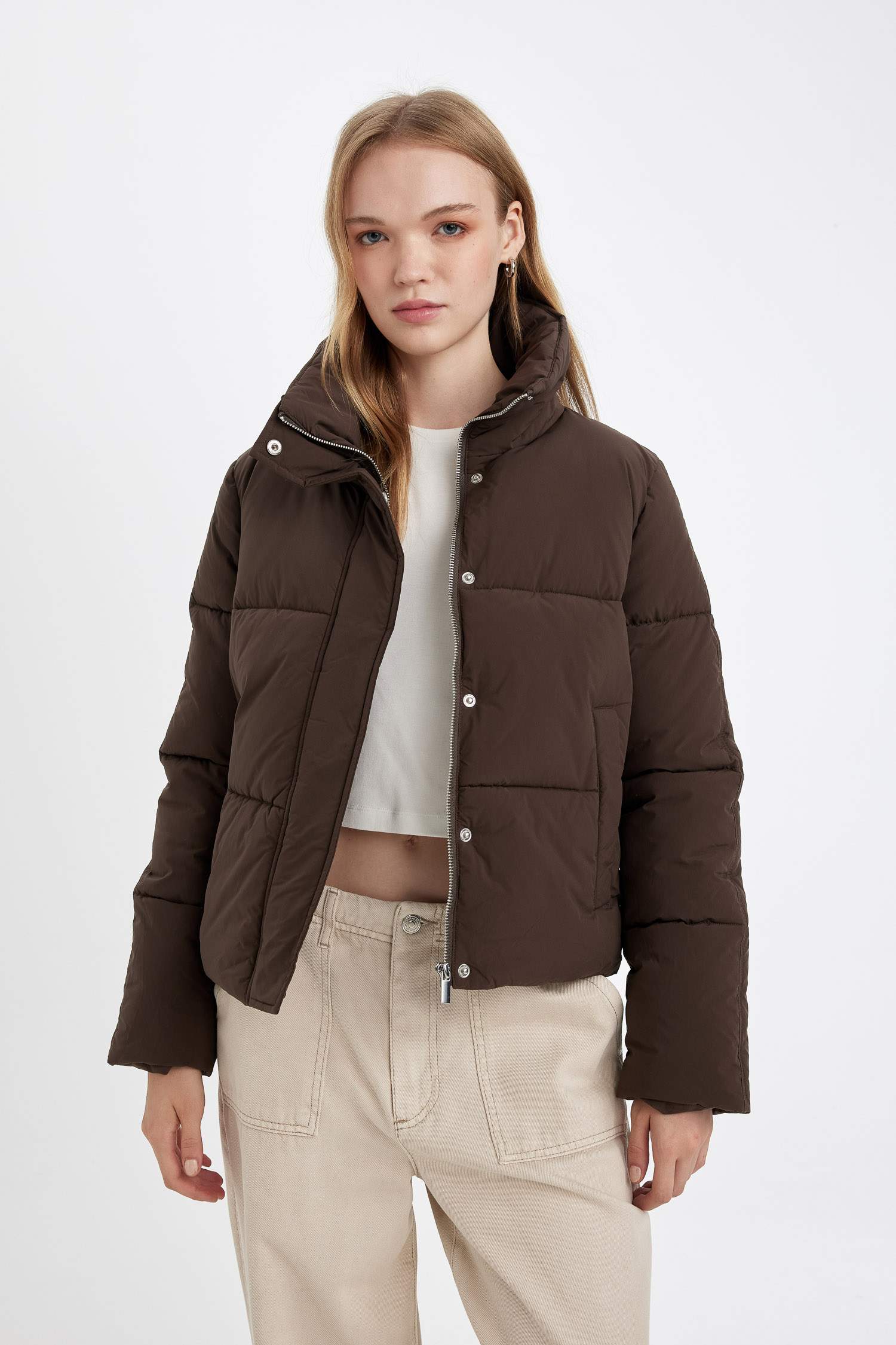 Su Geçirmez Dik Yaka Şişme Mont Cepli Fermuarlı Çıtçıtlı