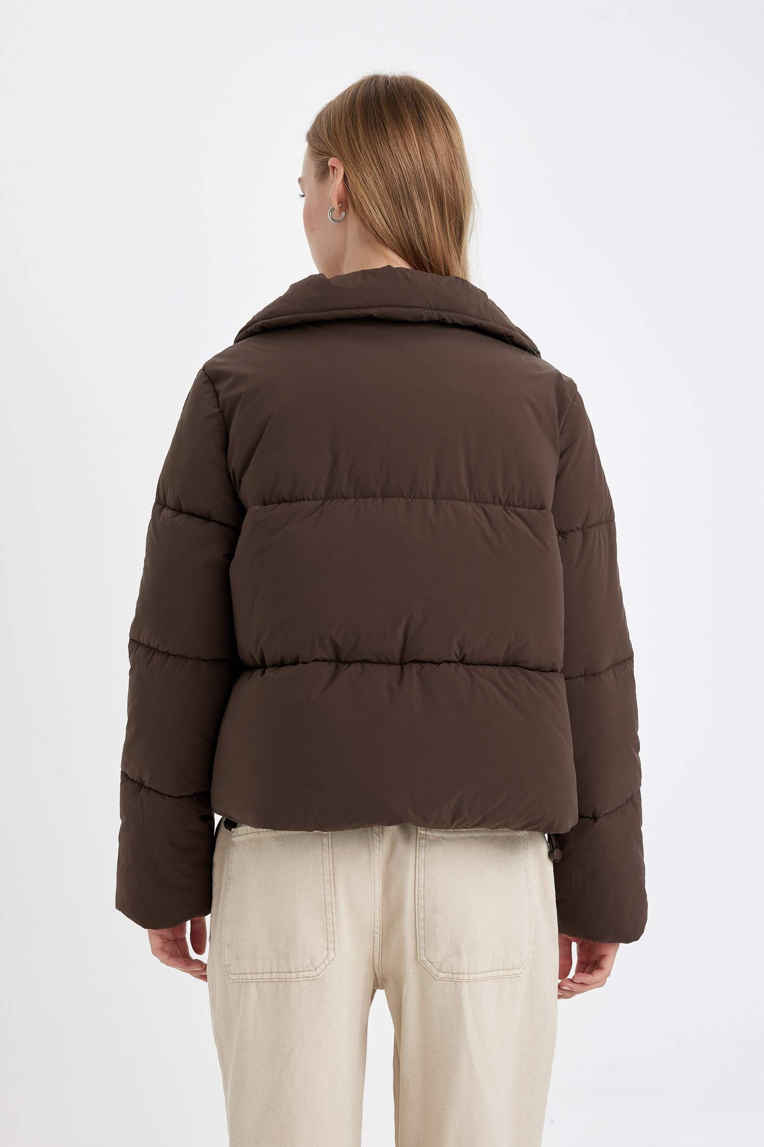 Su Geçirmez Dik Yaka Şişme Mont Cepli Fermuarlı Çıtçıtlı