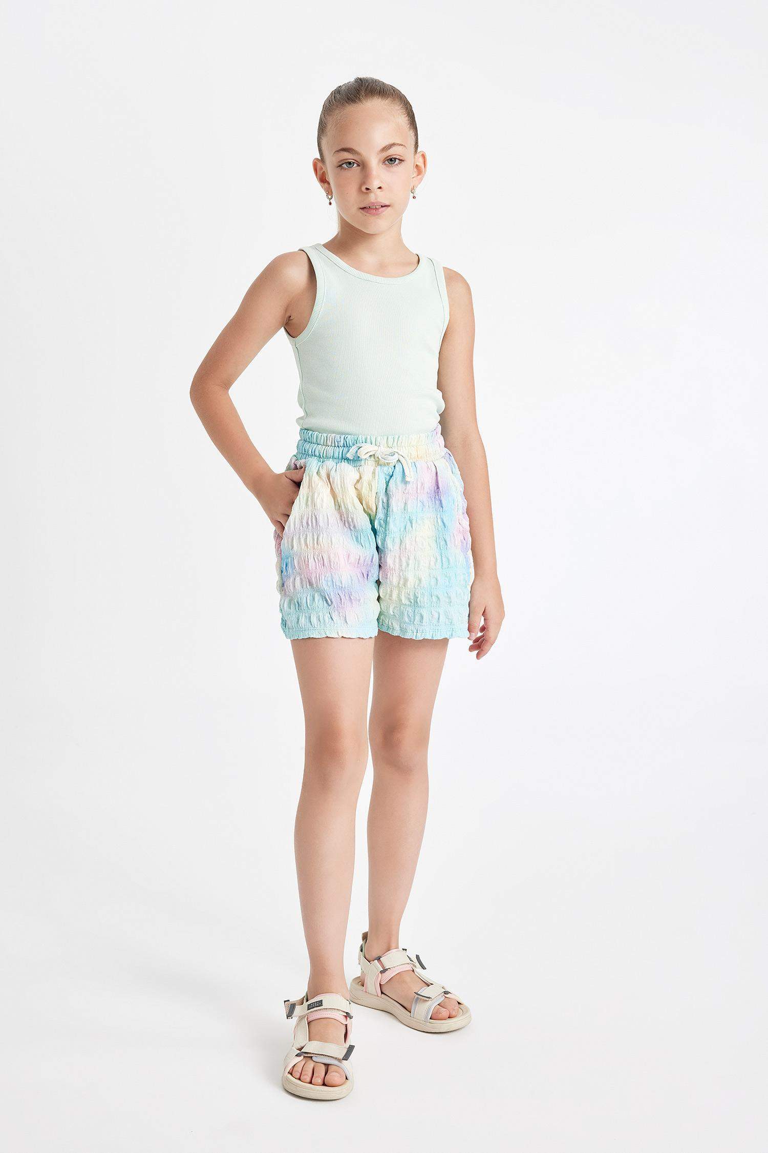 Girl Batik Patterned Wrinkled Shorts