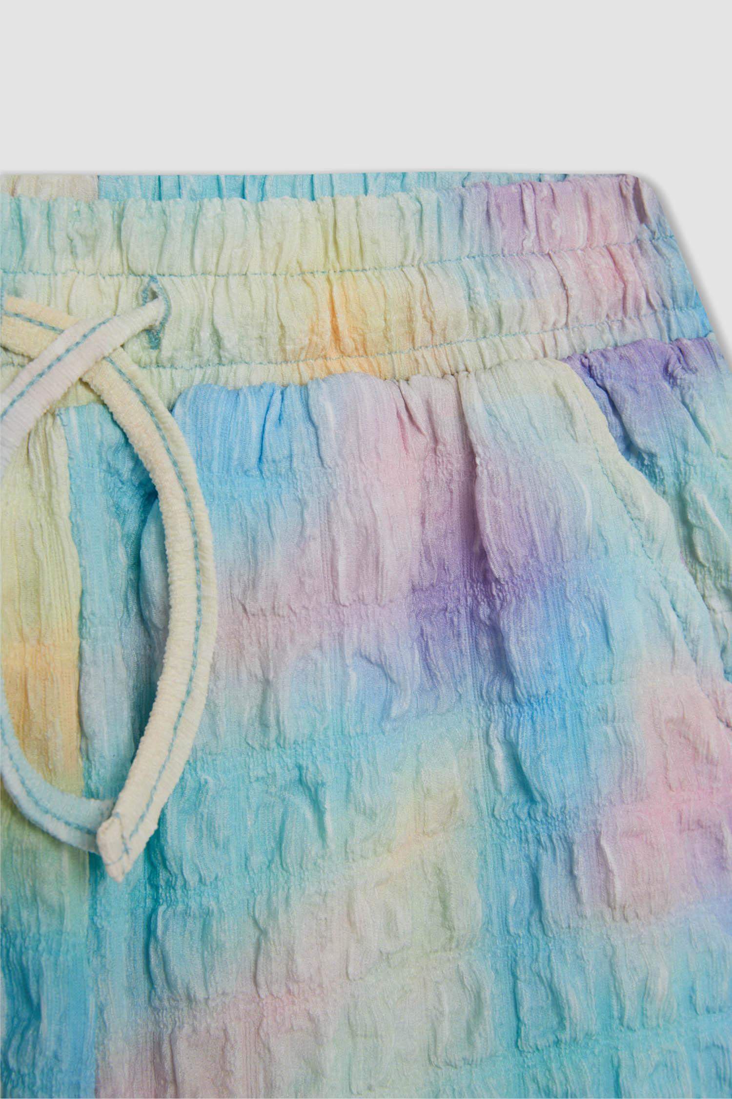 Girl Batik Patterned Wrinkled Shorts
