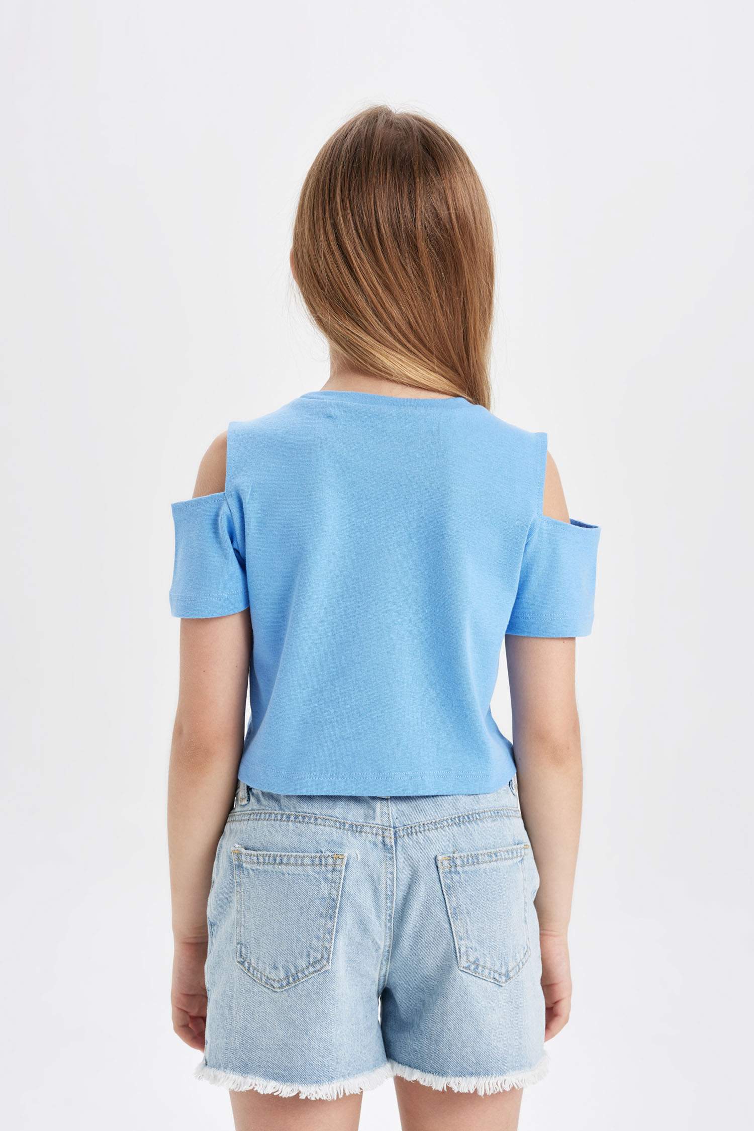 تيشيرت نص ردن بناتي سادة سليم فيت