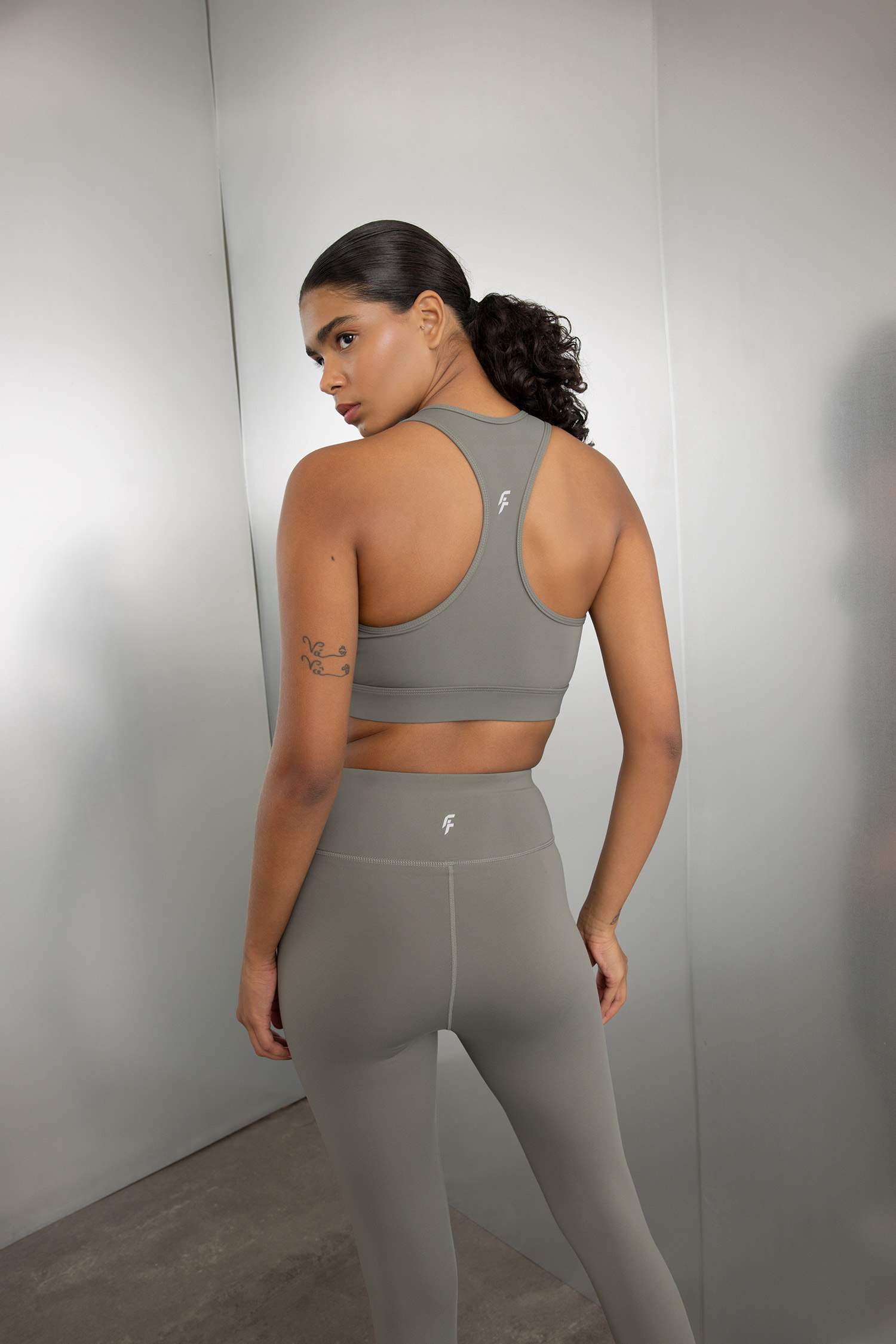 Bisiklet Yaka Sporcu Bra