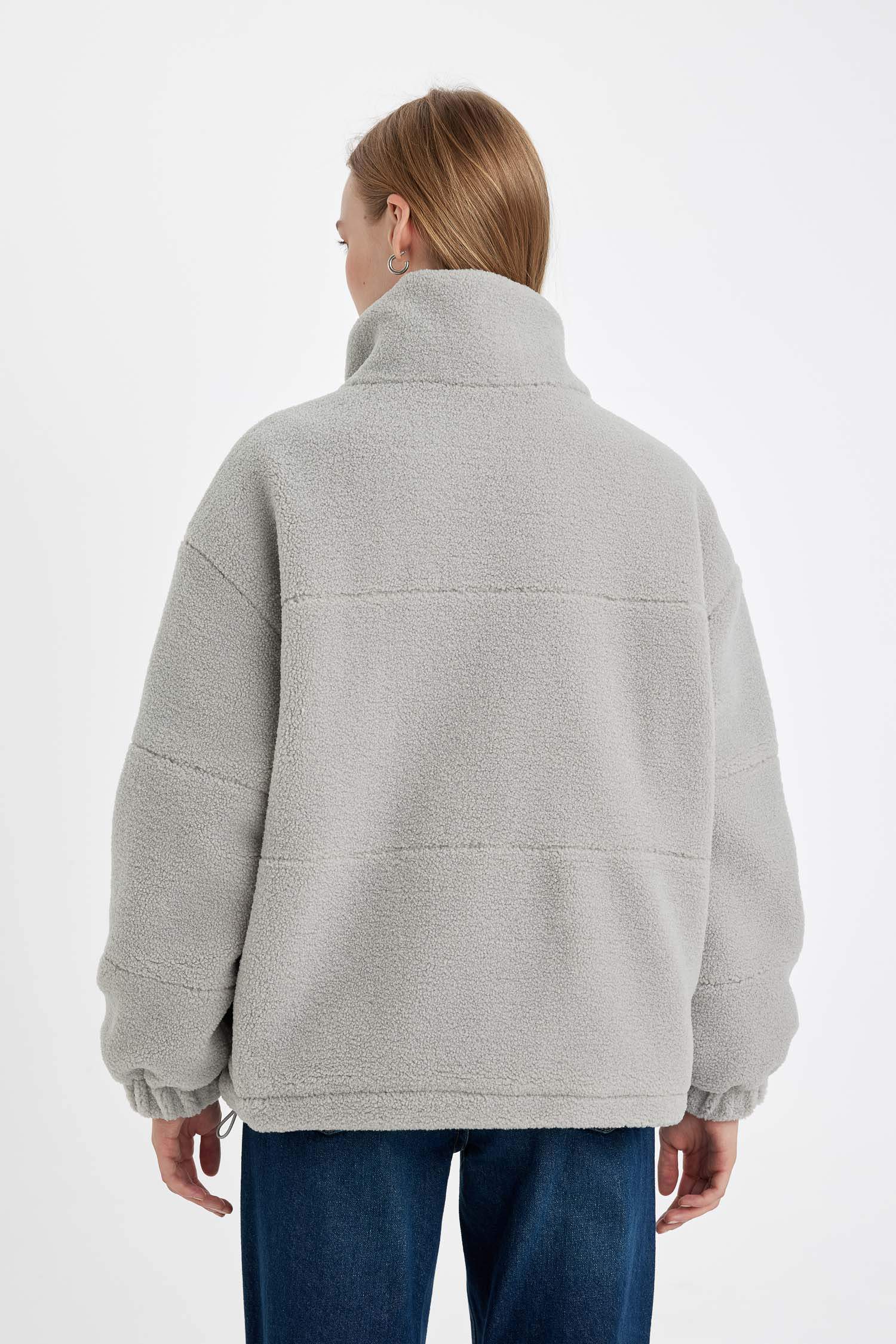 Pelüş Mont Dik Yaka Fermuarlı Cepli Etek Ucu Ayarlanabilir Lastikli