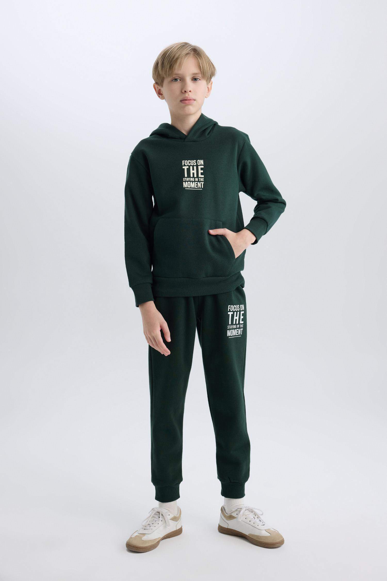 Boy Elastic Waist Leg Thick Sweatpants