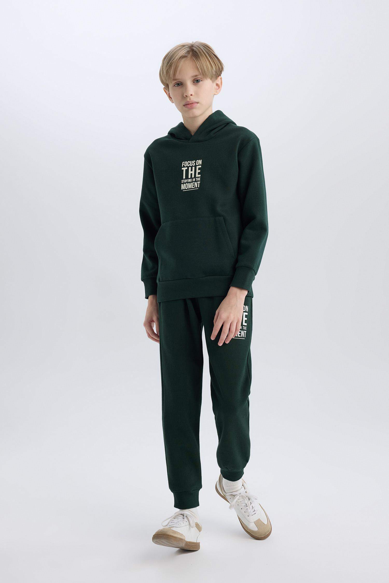 Boy Elastic Waist Leg Thick Sweatpants