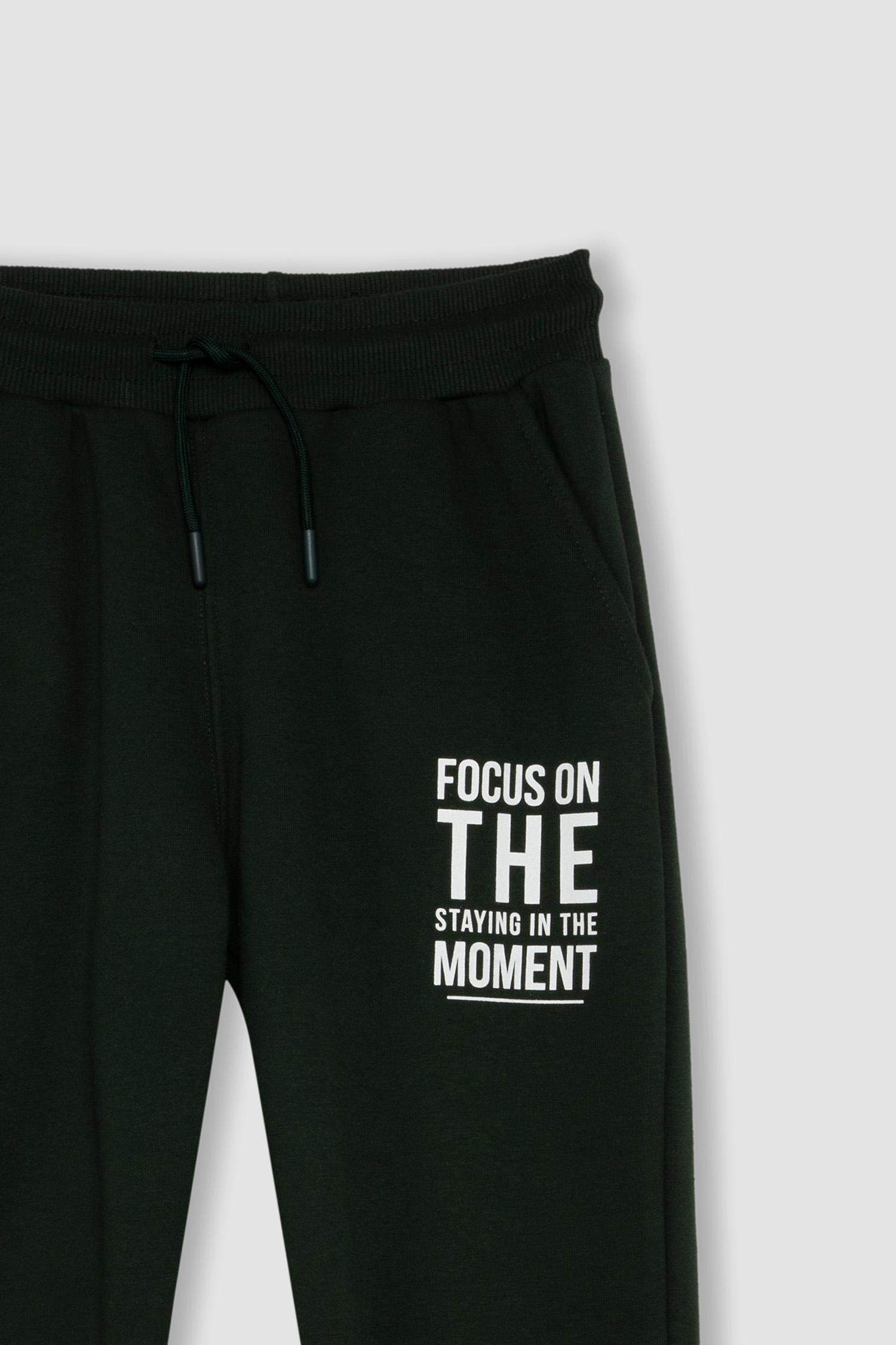 Boy Elastic Waist Leg Thick Sweatpants