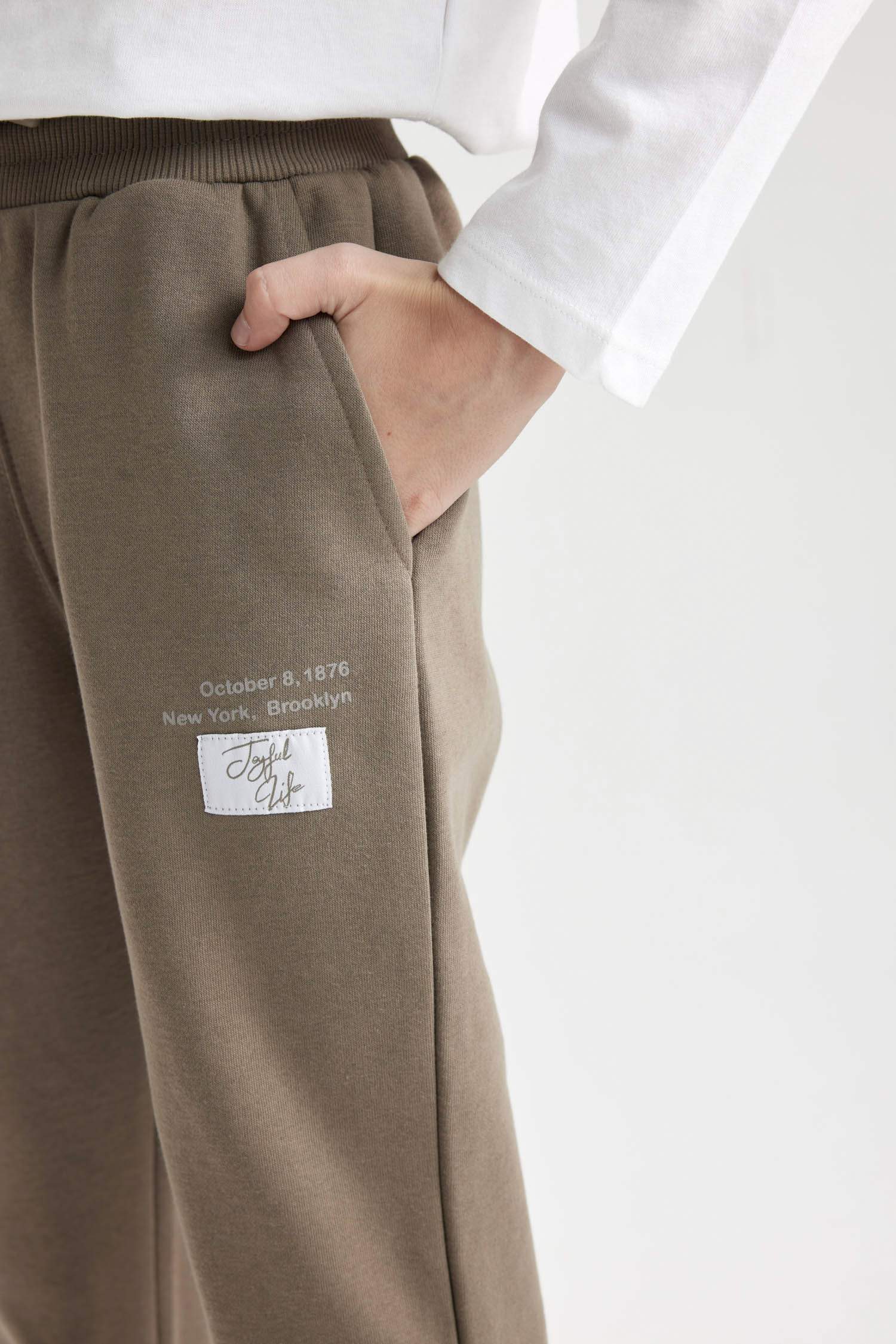 بنطلون بجامة رياضي ولادي قماش سميك قصة عادية