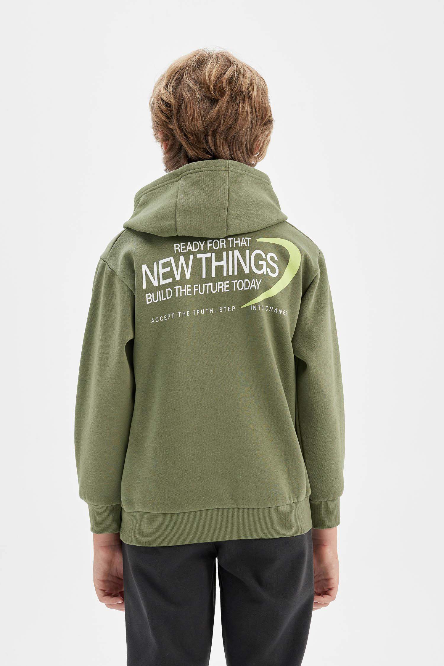 سويت شيرت اولادي قصة عادية بكابيشون وطبعة من الخلف