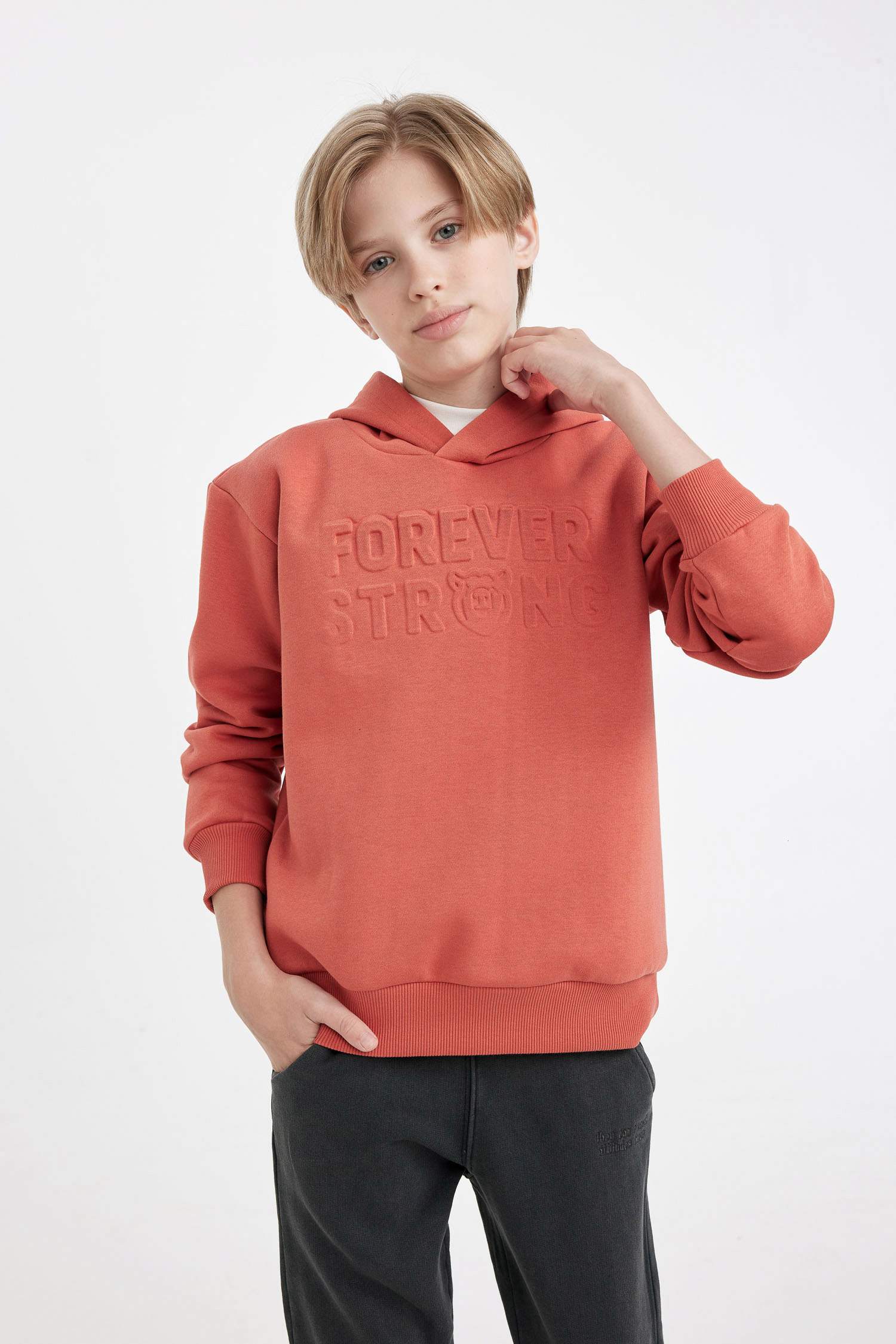 Свитшот с капюшоном стандартного кроя для мальчиков