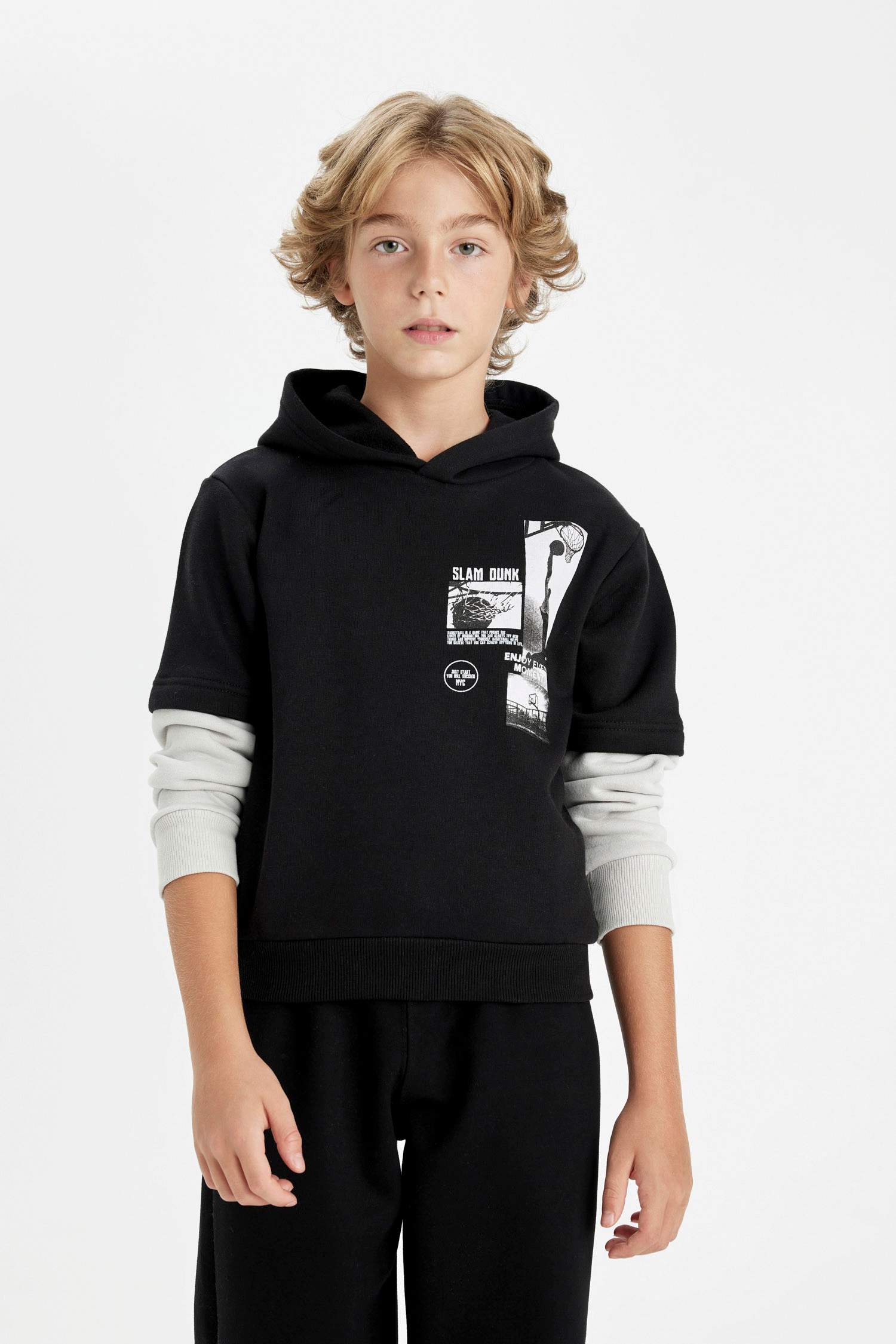 Erkek Çocuk Kapüşonlu Baskılı Sweatshirt