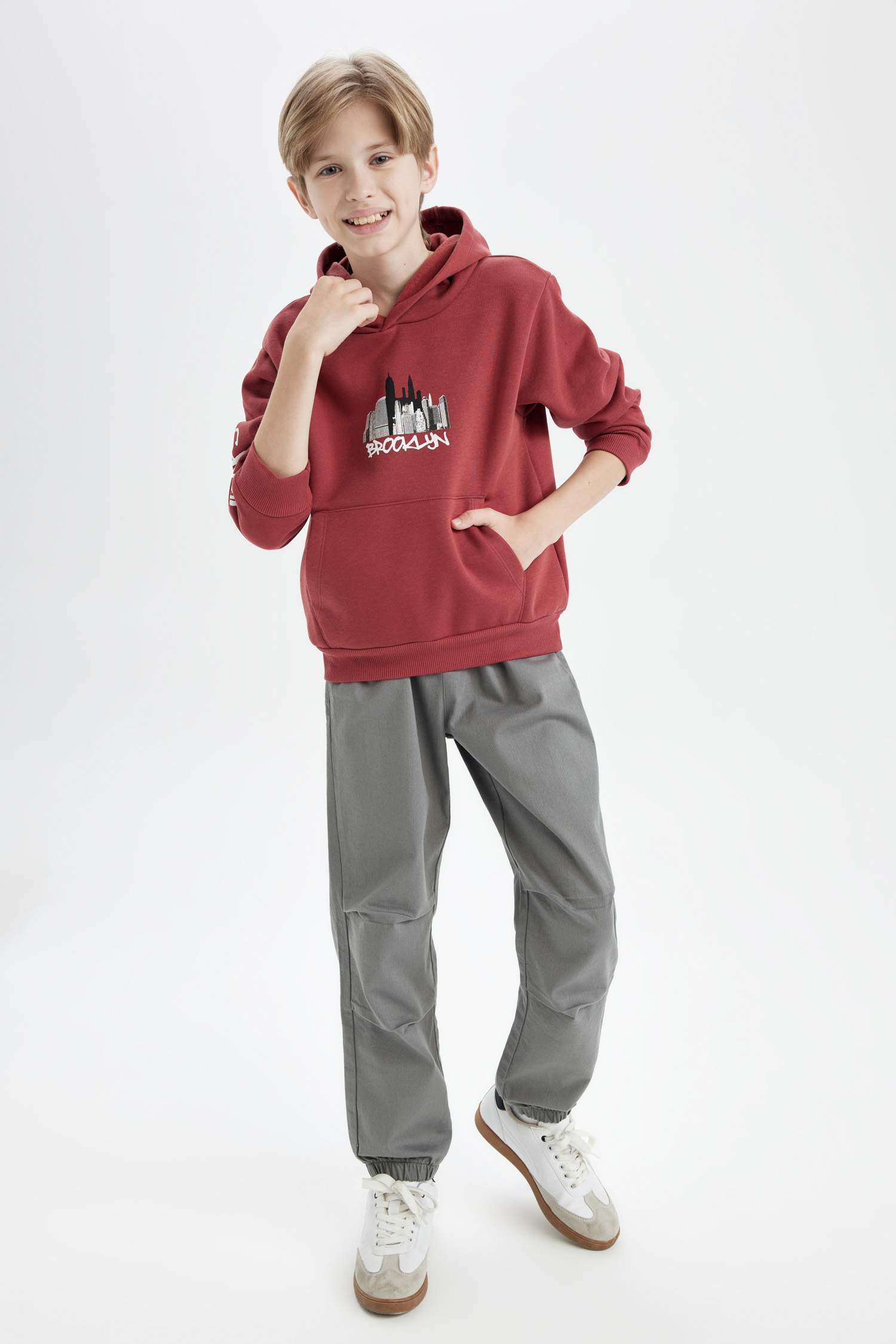 Свитшот с принтом с капюшоном для мальчиков