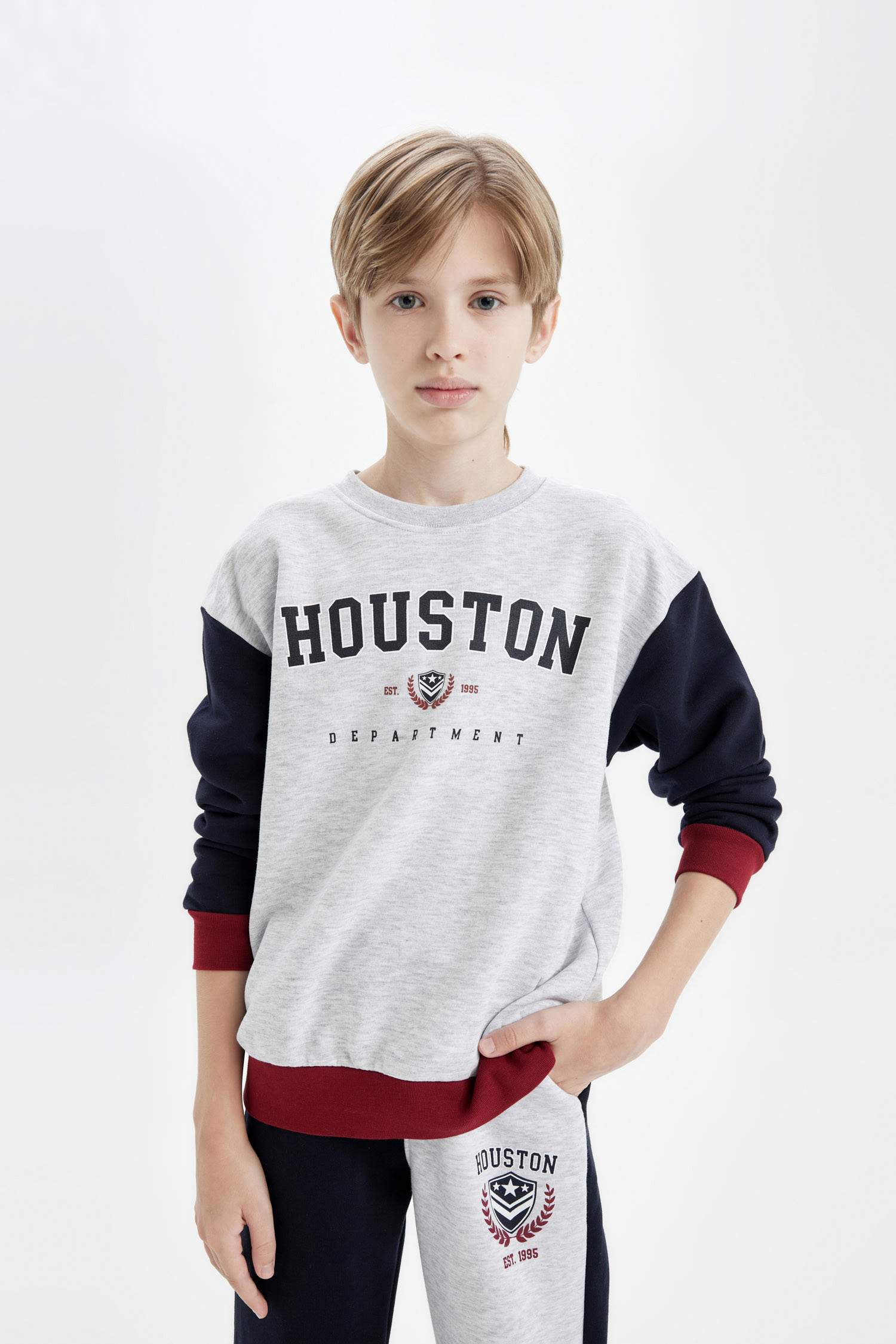 Свитшот оверсайз с принтом для мальчиков