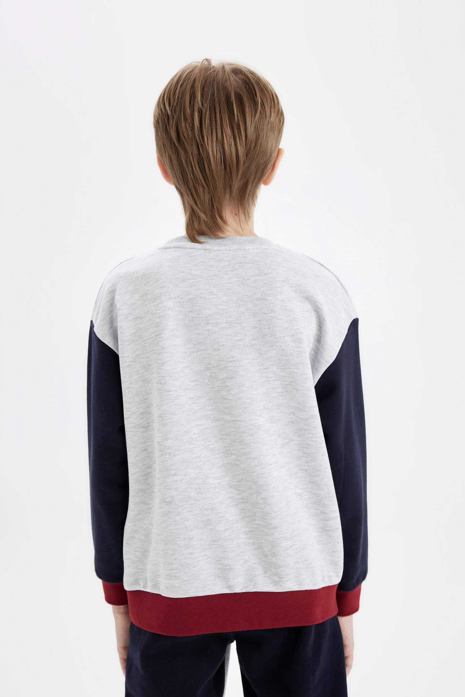 Свитшот оверсайз с принтом для мальчиков