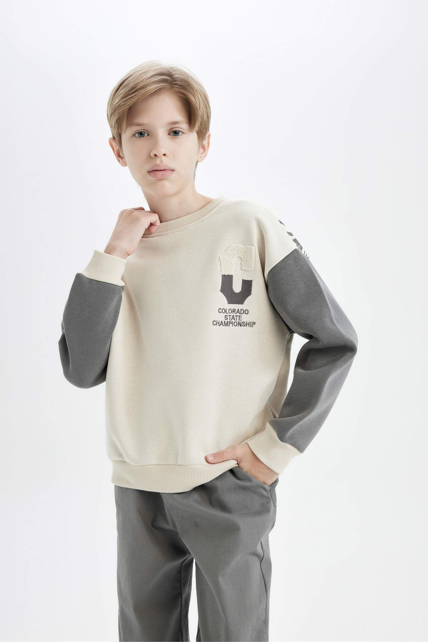 Erkek Çocuk Oversize Geniş Kalıp Bisiklet Yaka Sırt Baskılı Sweatshirt