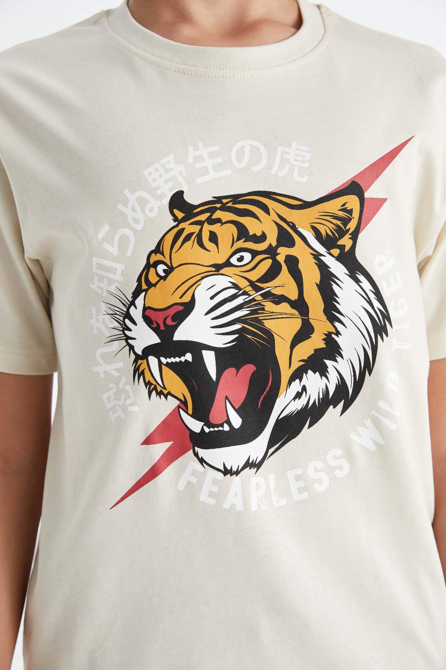 سيت ولادي شورت وتيشيرت - قطعتين