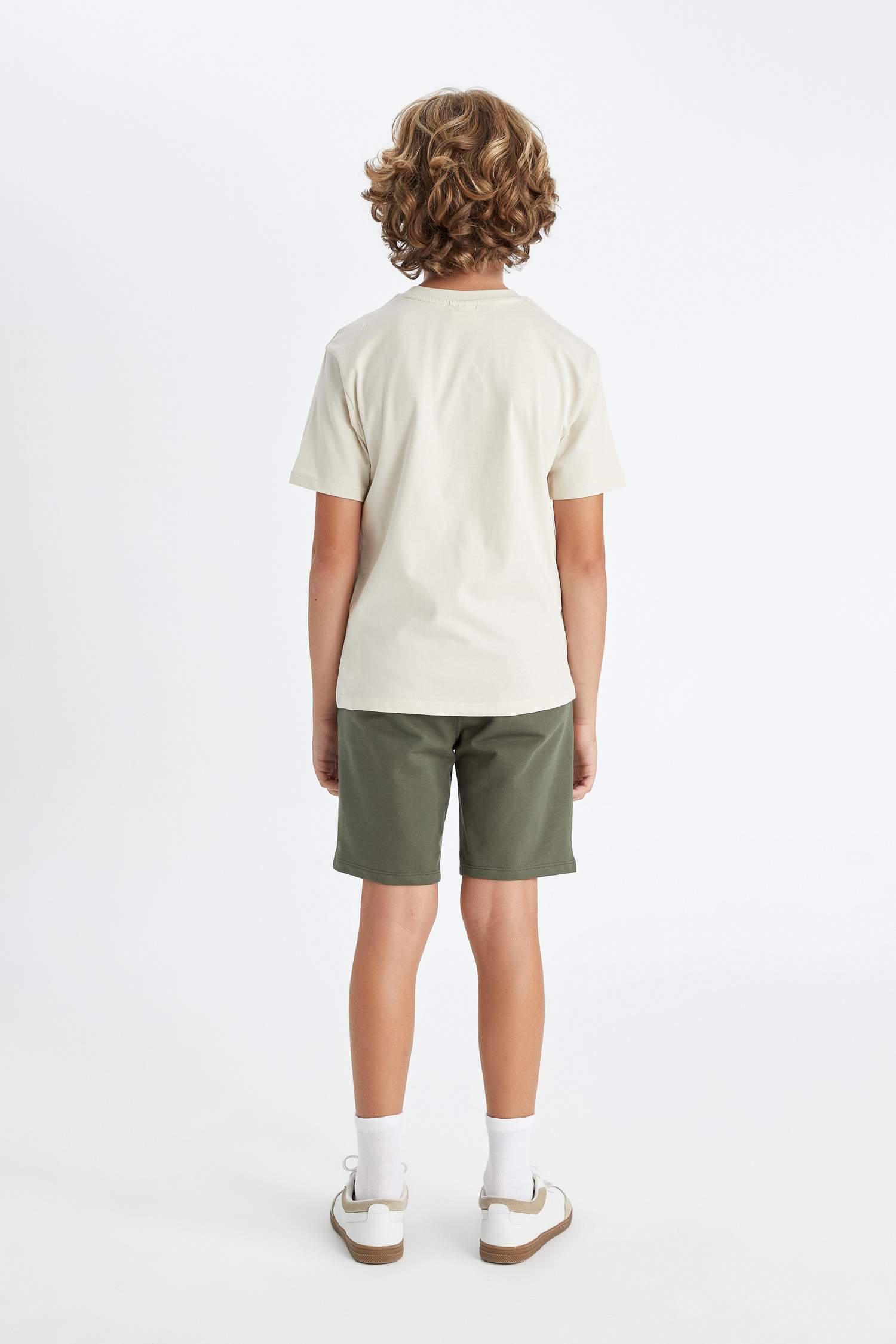 سيت ولادي شورت وتيشيرت - قطعتين