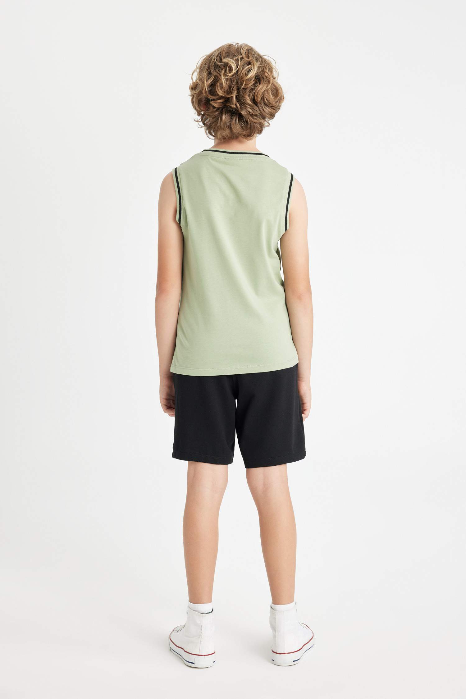 Erkek Çocuk 2'li Takım Baskılı Atlet Üst Beli Lastikli Kısa Şort Alt