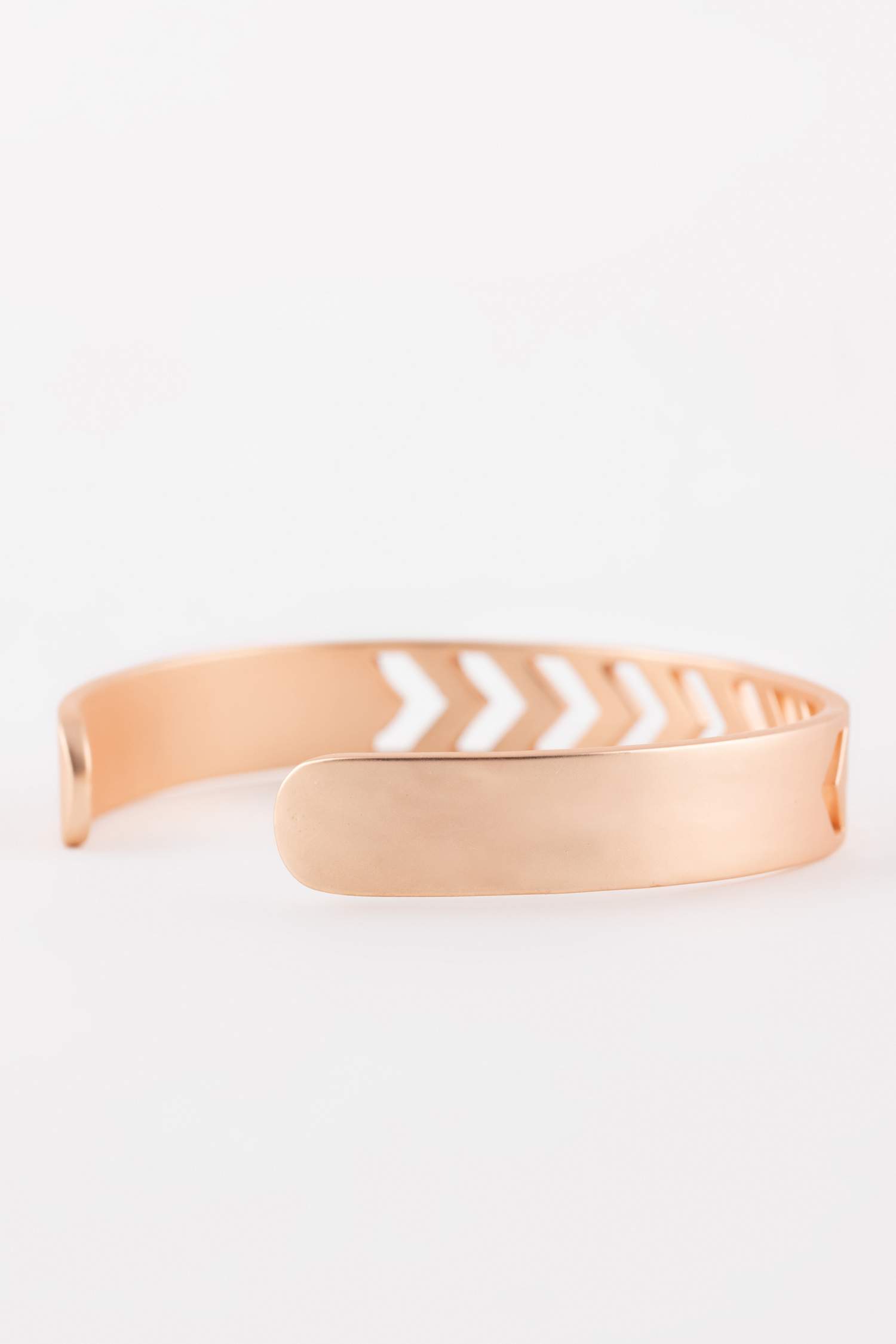 Juju x DeFacto Elegant Cuff