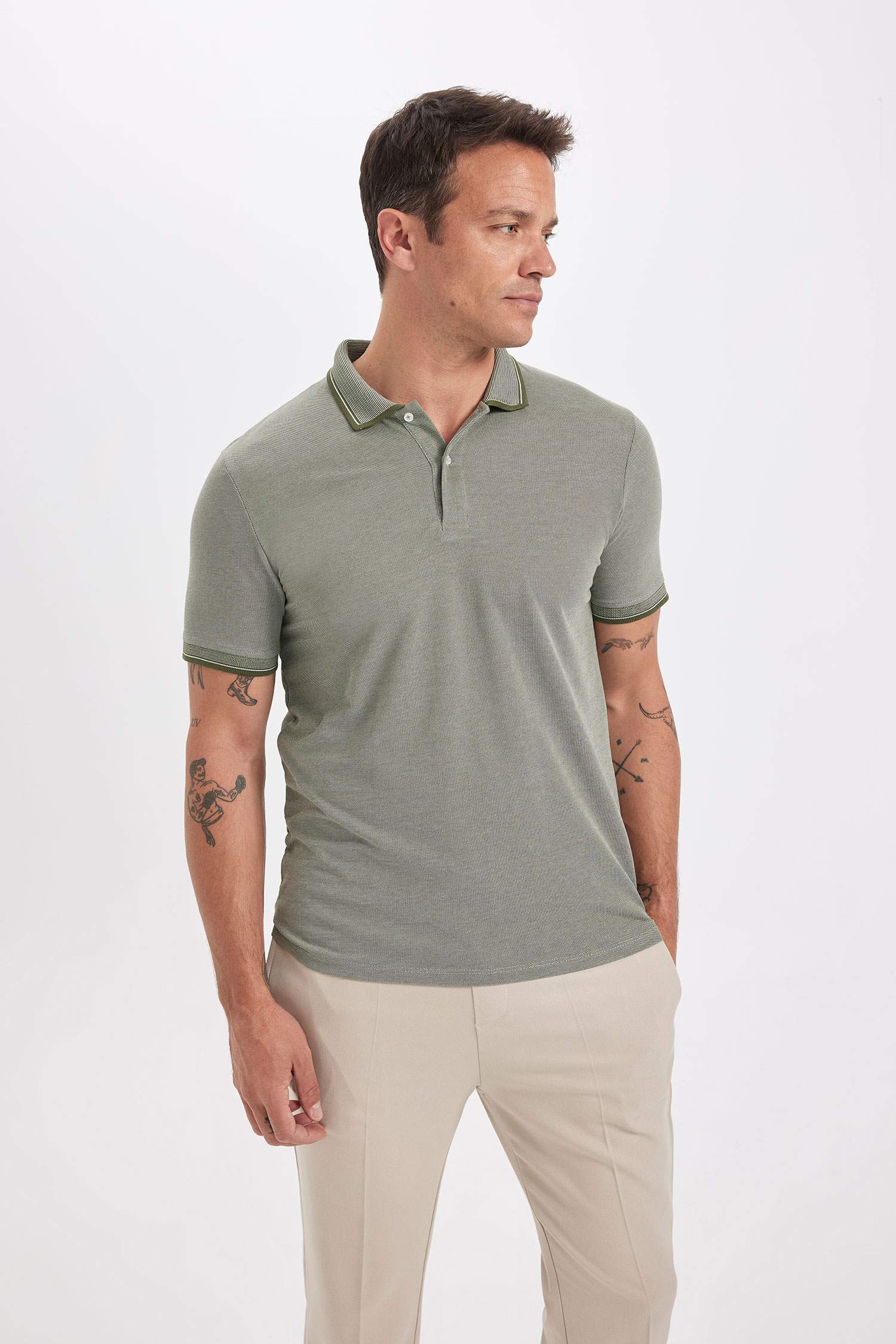 Slim Fit Dar Kesim Polo Yaka Kısa Kollu Pamuklu Tişört