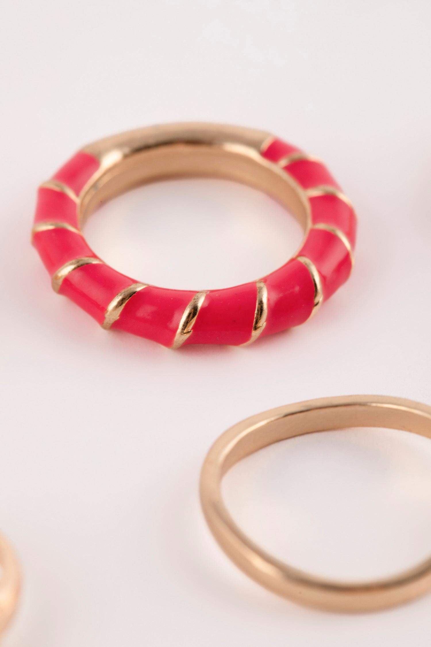 Woman 10 Piece Gold Rings