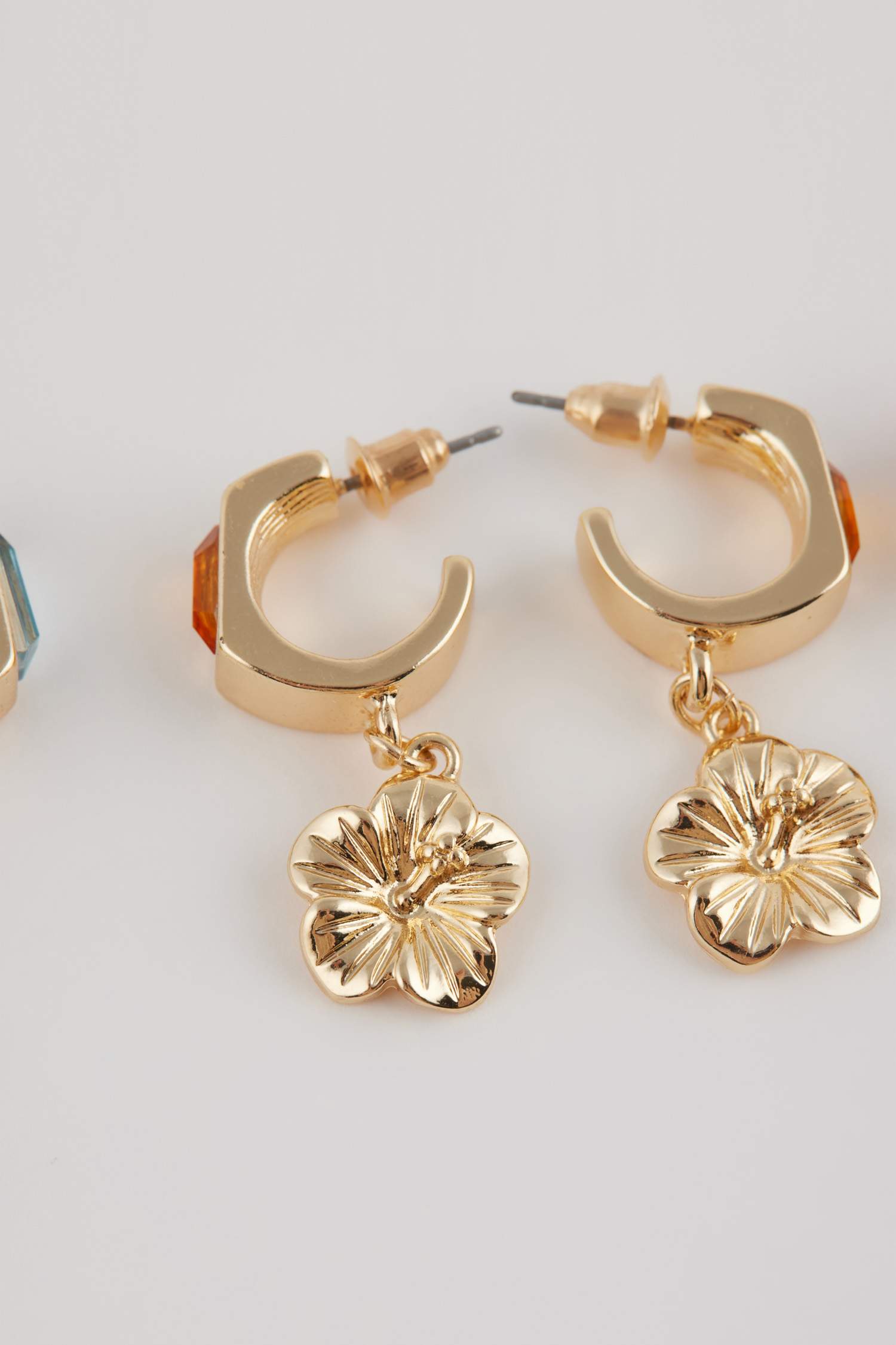 Woman 3 Piece Gold Earrings