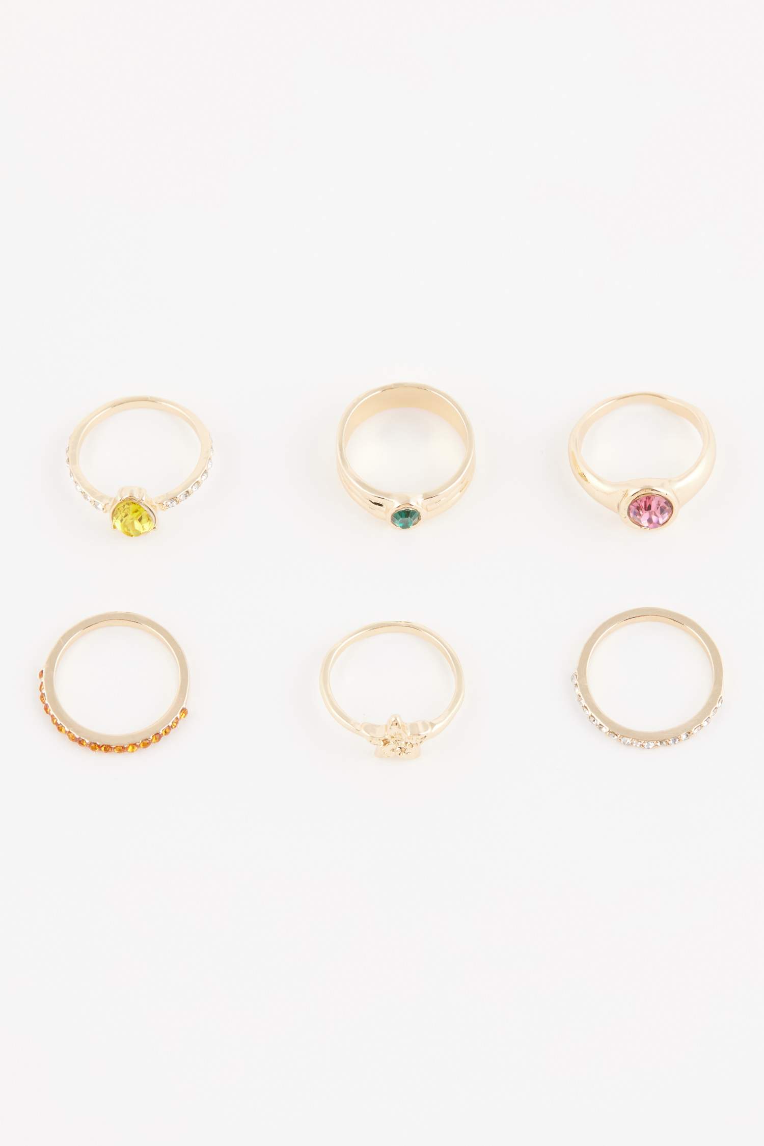 Woman 6 Piece Gold Rings