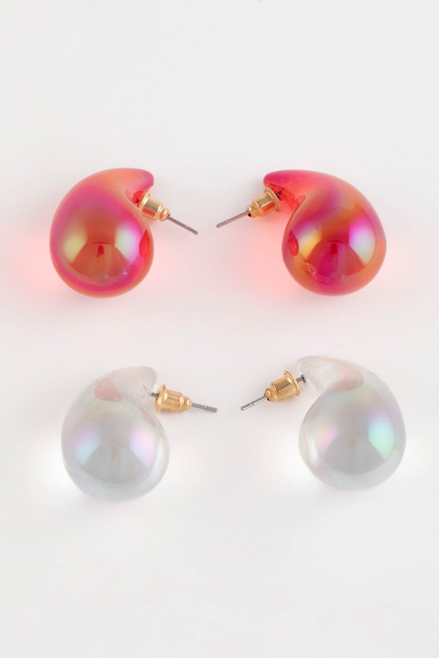 حلق نسائي ملون