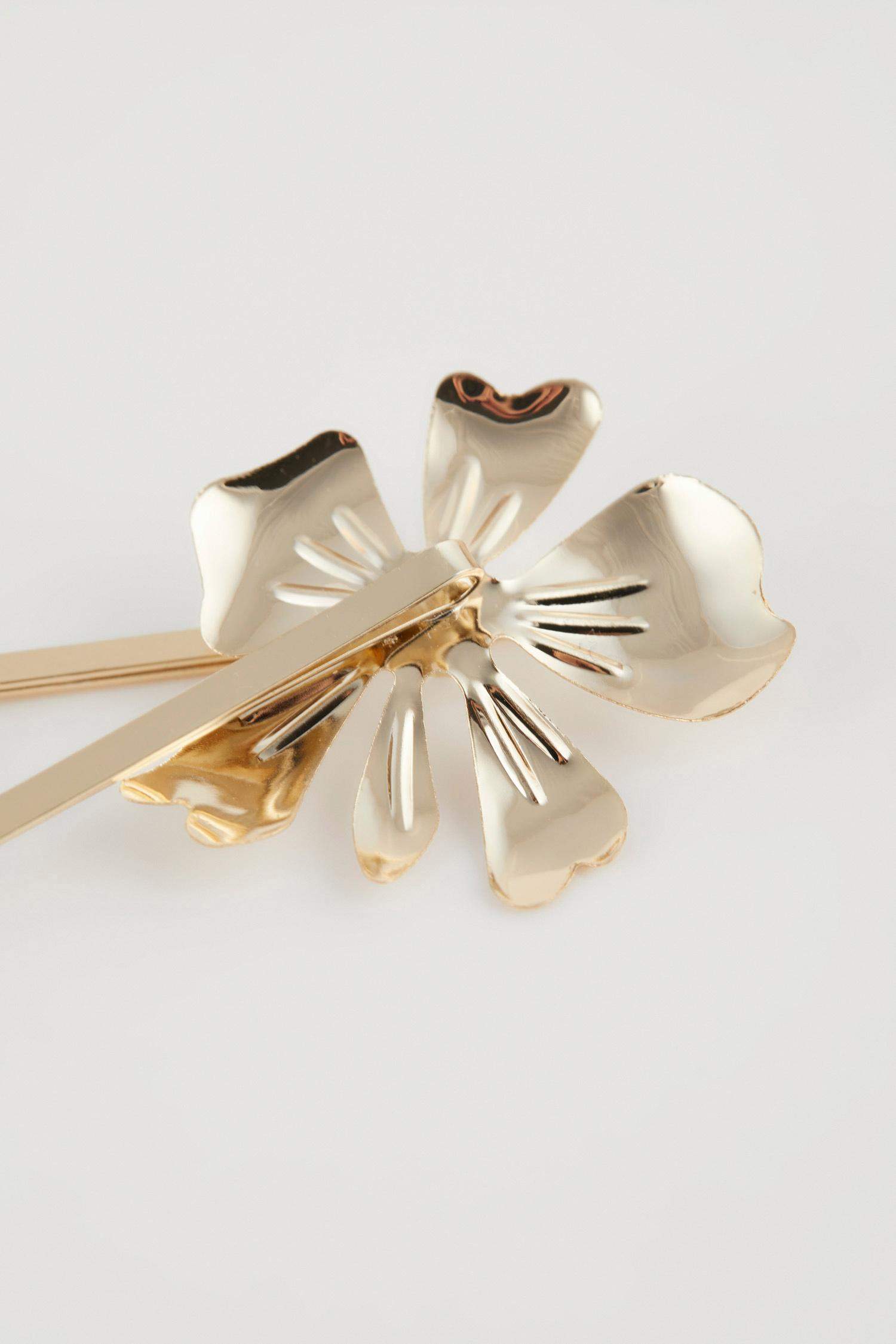 Заколка с цветами, 2 шт