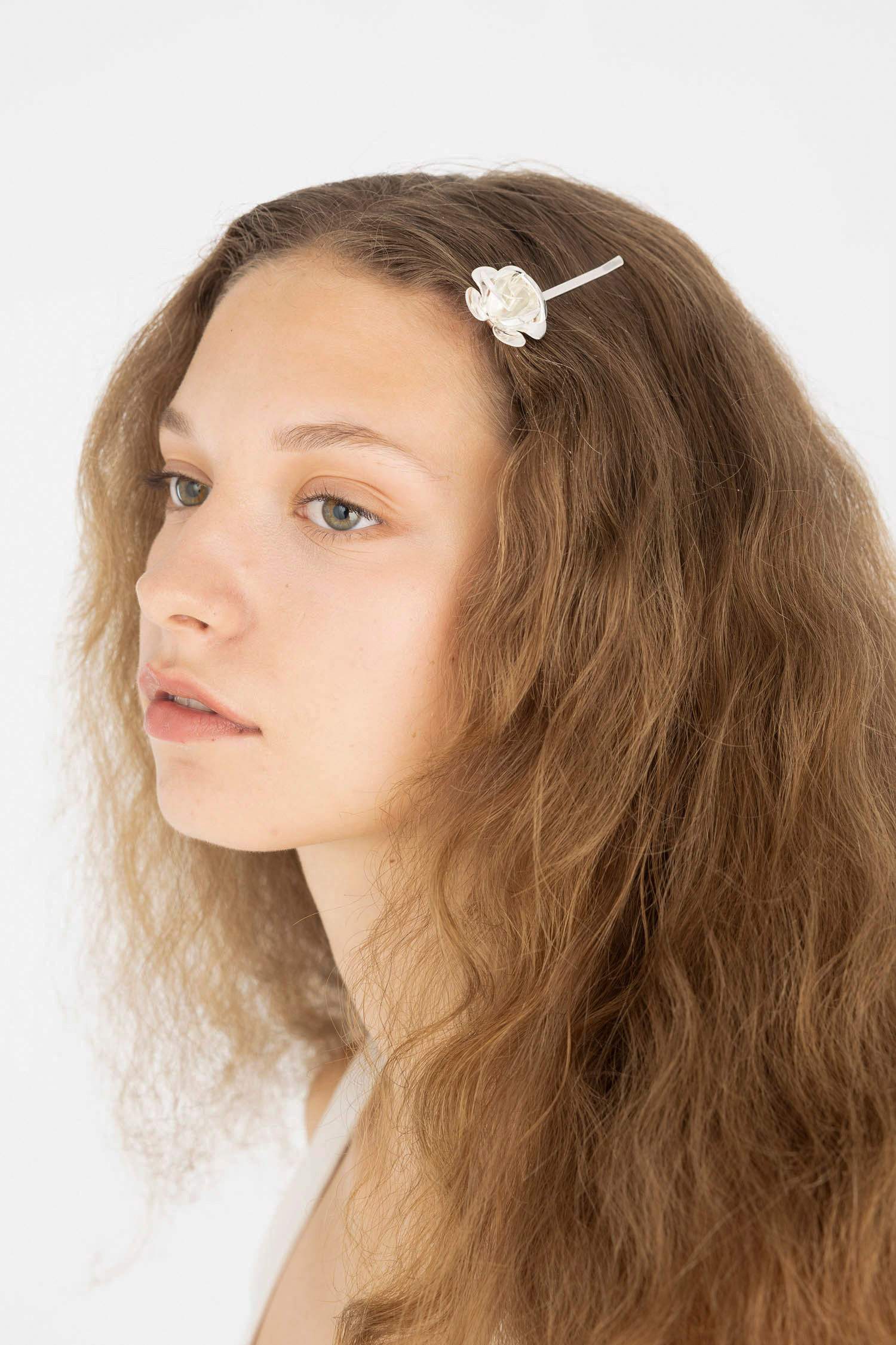 2 Piece Flower Detailed Thin Hair Clips