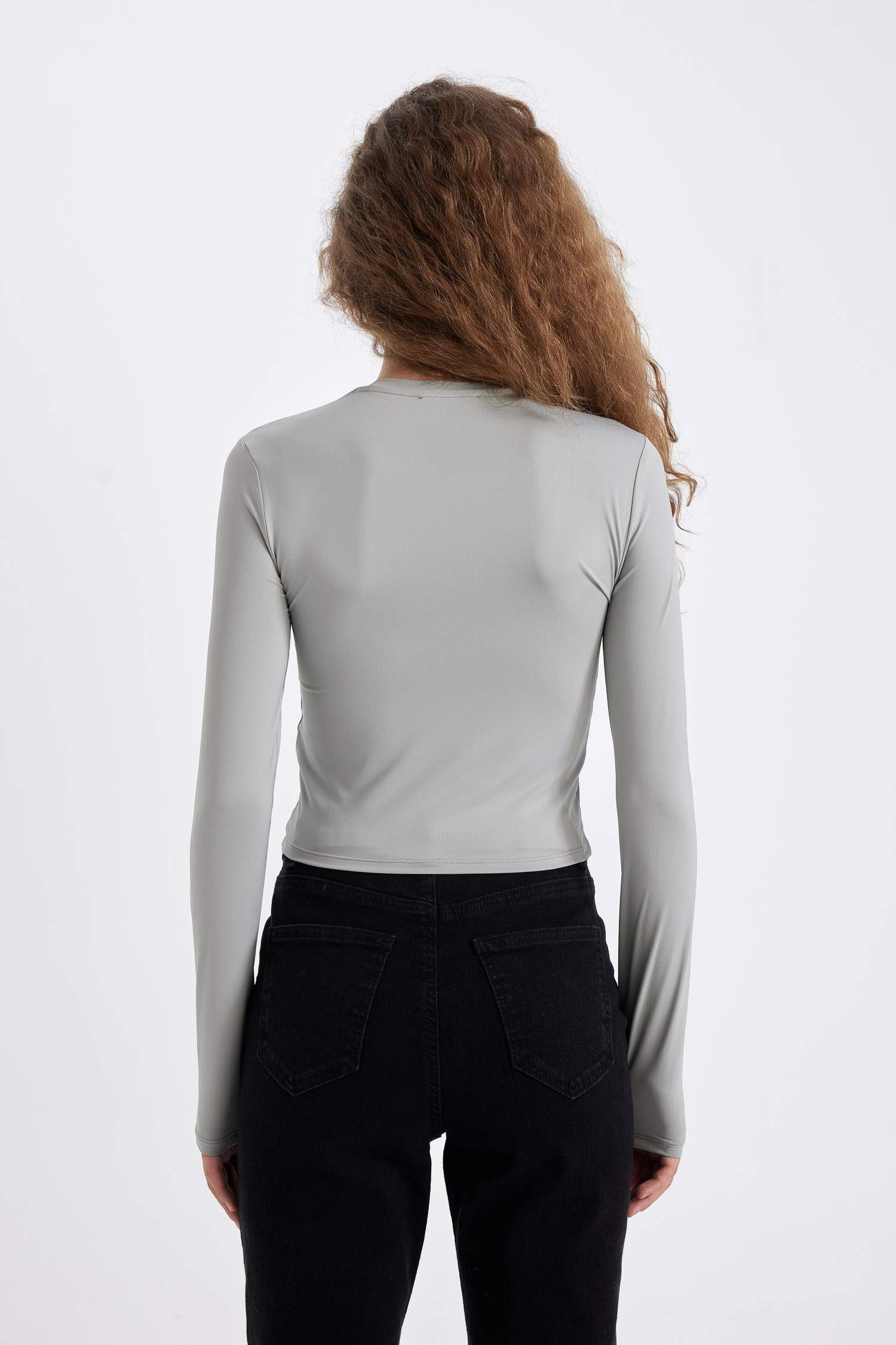 Fitted Vücuda Oturan Bisiklet Yaka Basic Düz Uzun Kollu Tişört