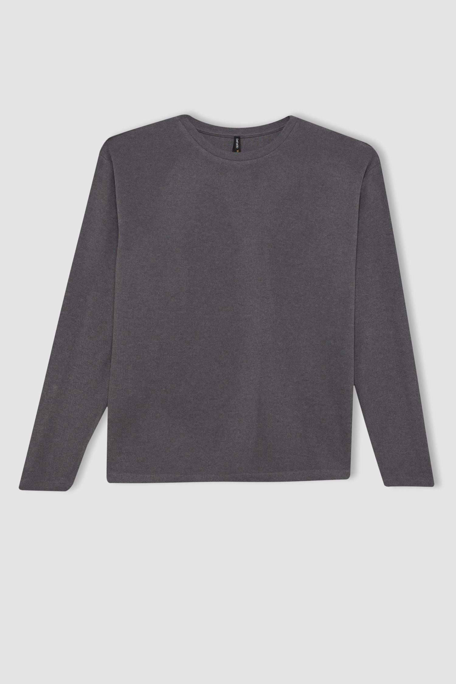 تيشيرت بيزك كم طويل قصة عادية محاك برقبة مستديرة