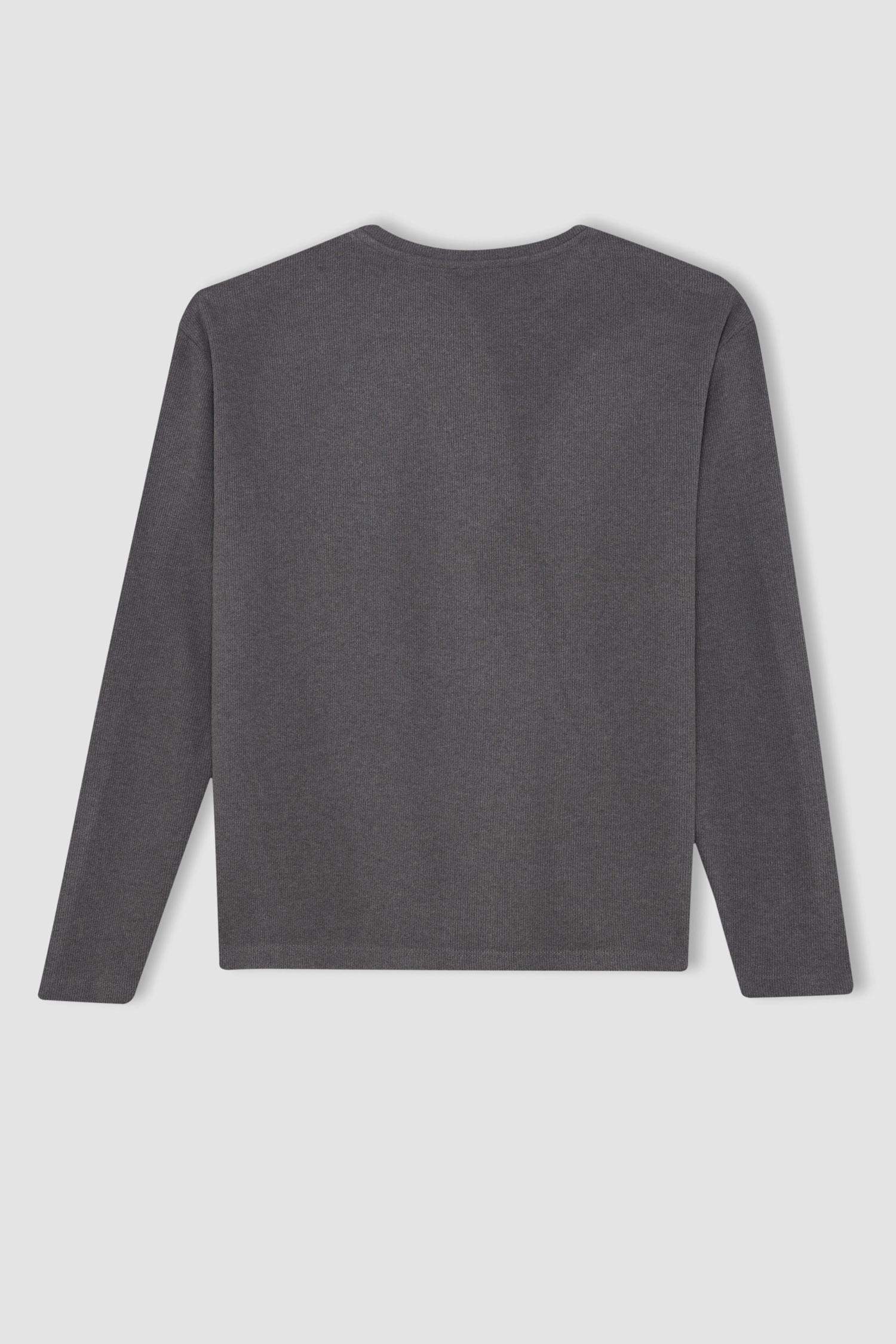 تيشيرت بيزك كم طويل قصة عادية محاك برقبة مستديرة