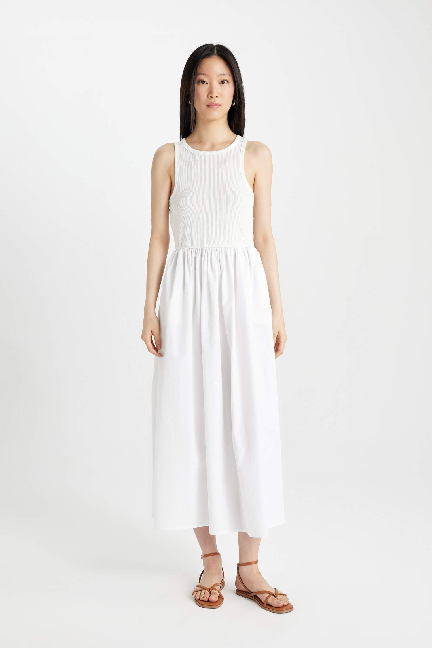 дөңгелек жаға жеңсіз Қысқа жеңді трикотаж көйлек