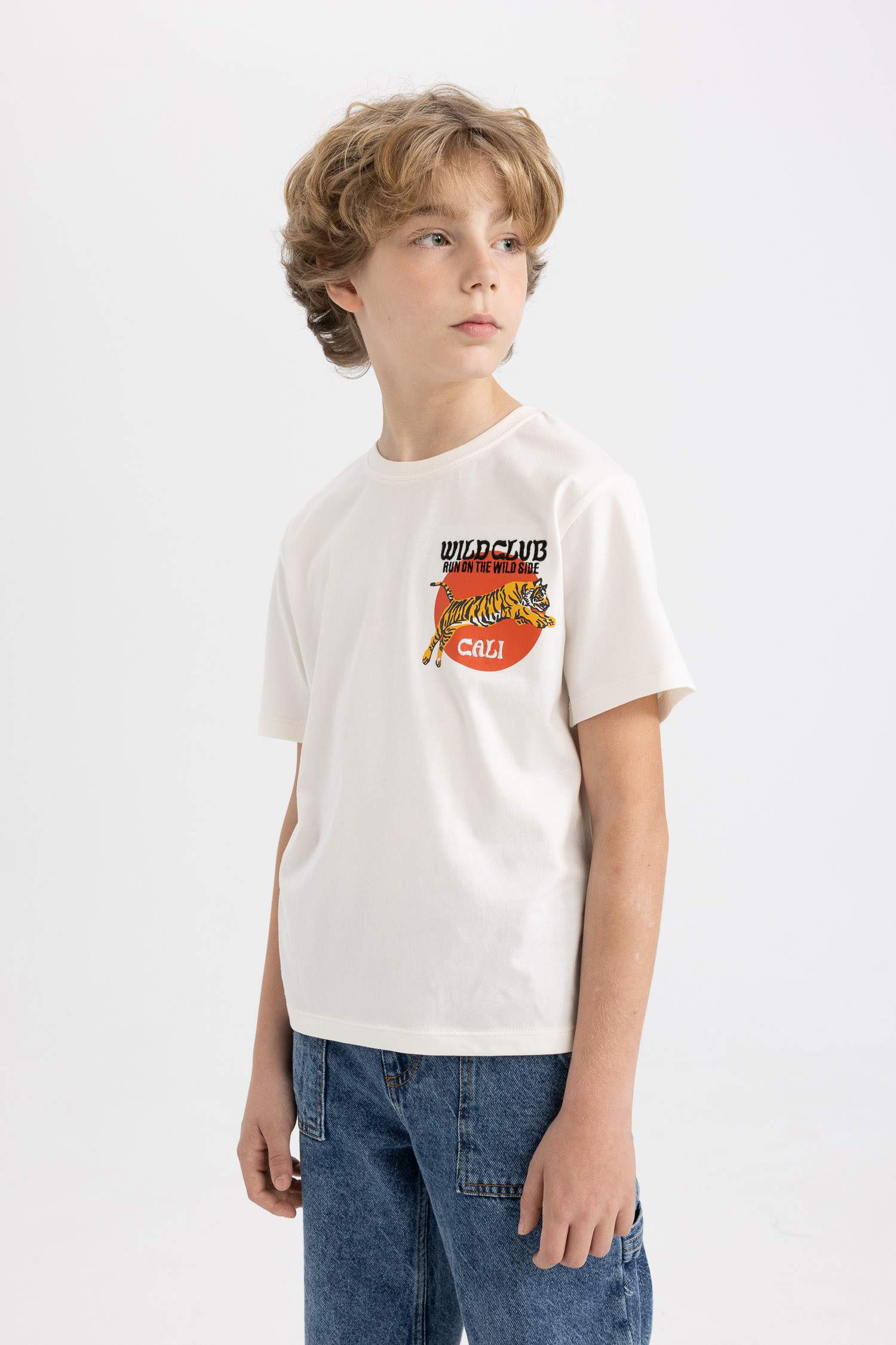Boy Crew Neck Embroidered T-Shirt