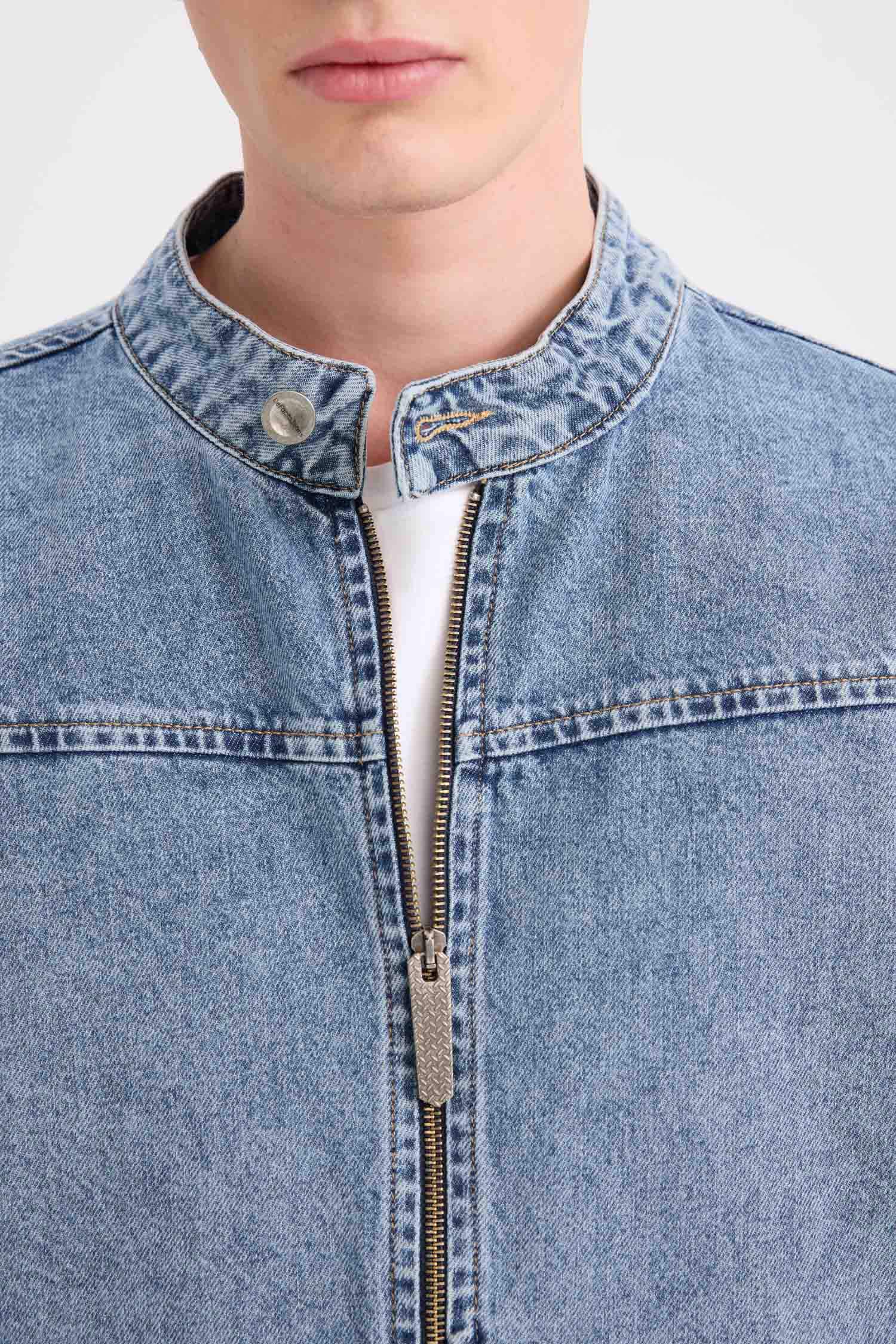 %100 Pamuk Kolej Yaka Fermuarlı Cepli Denim Ceket
