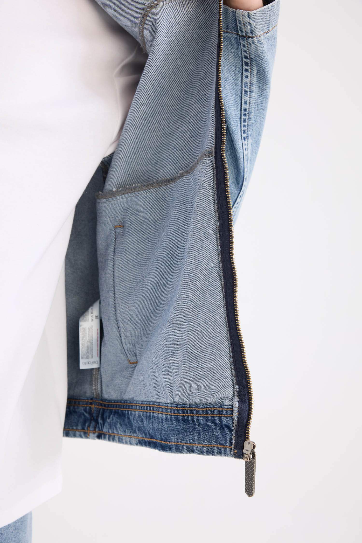 %100 Pamuk Kolej Yaka Fermuarlı Cepli Denim Ceket