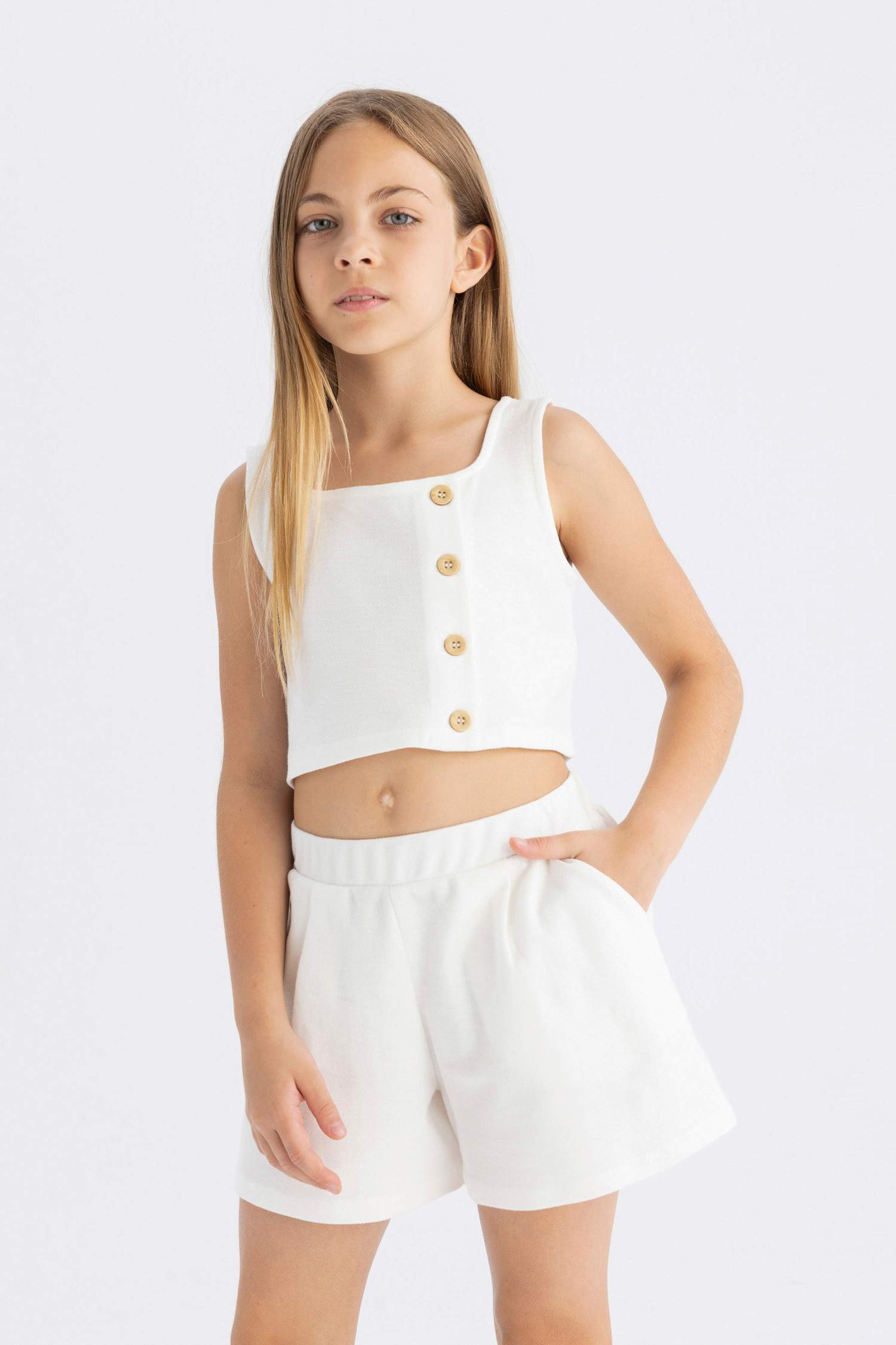 Girl Sleeveless Blouse Shorts 2 Piece Set