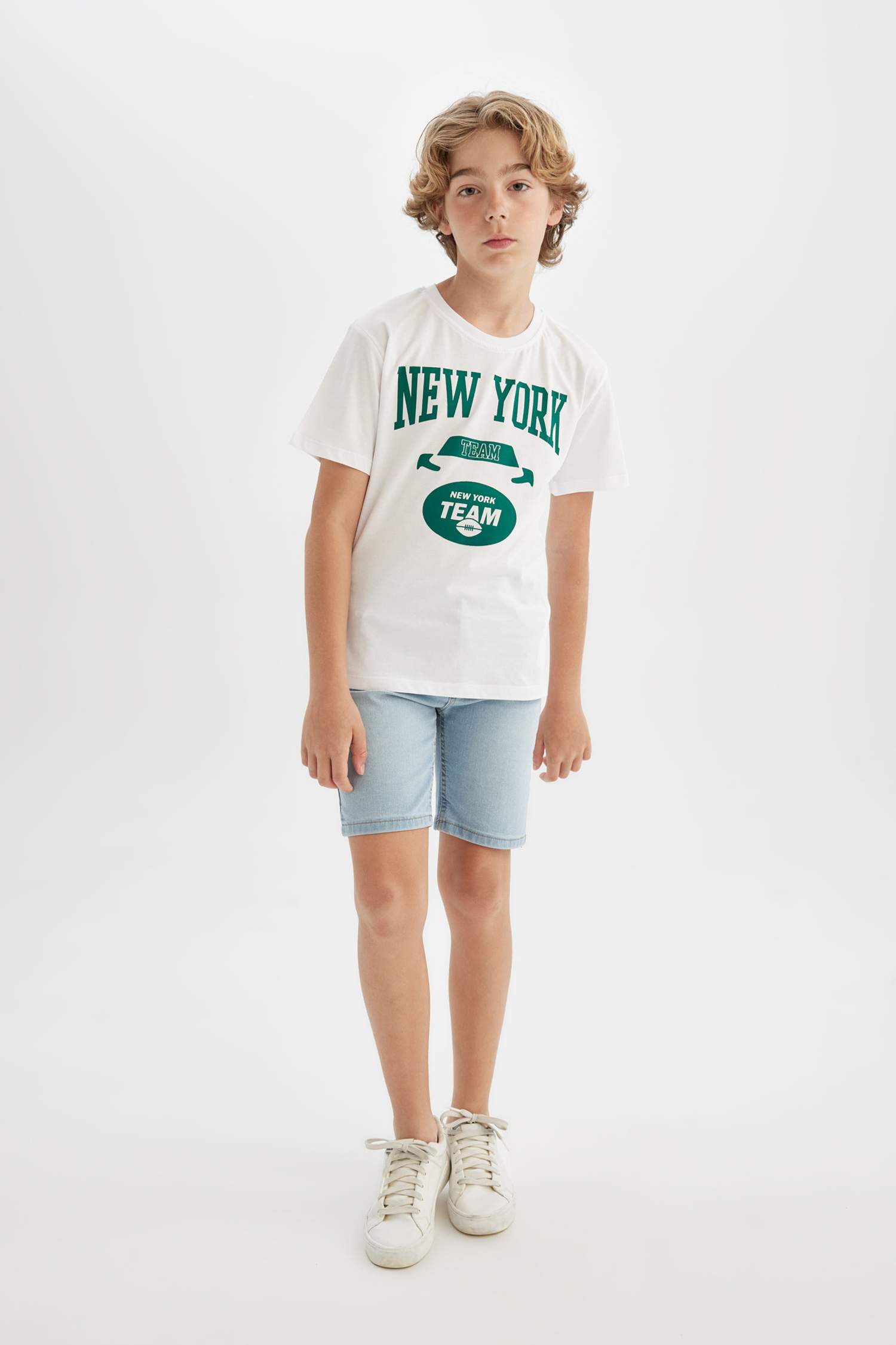 تيشيرت ولادي نص ردن قصة عادية مطبوع