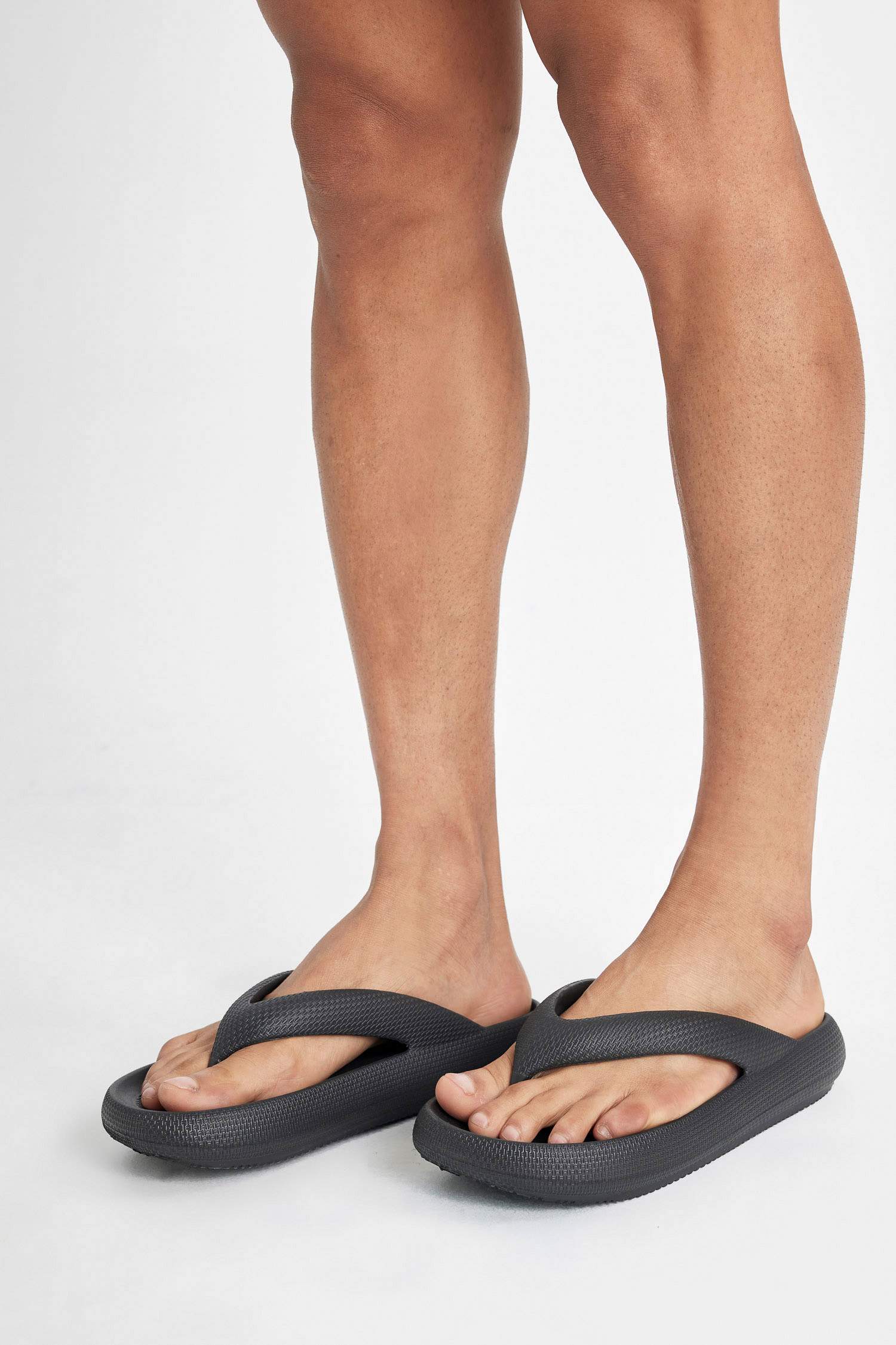 Erkek Yüksek Taban Parmak Arası Eva Terlik