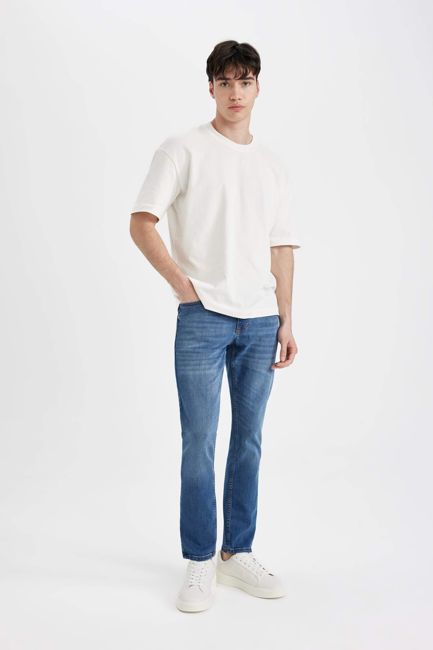 سروال جينز بيدرو سليم فيت بخصر عادي