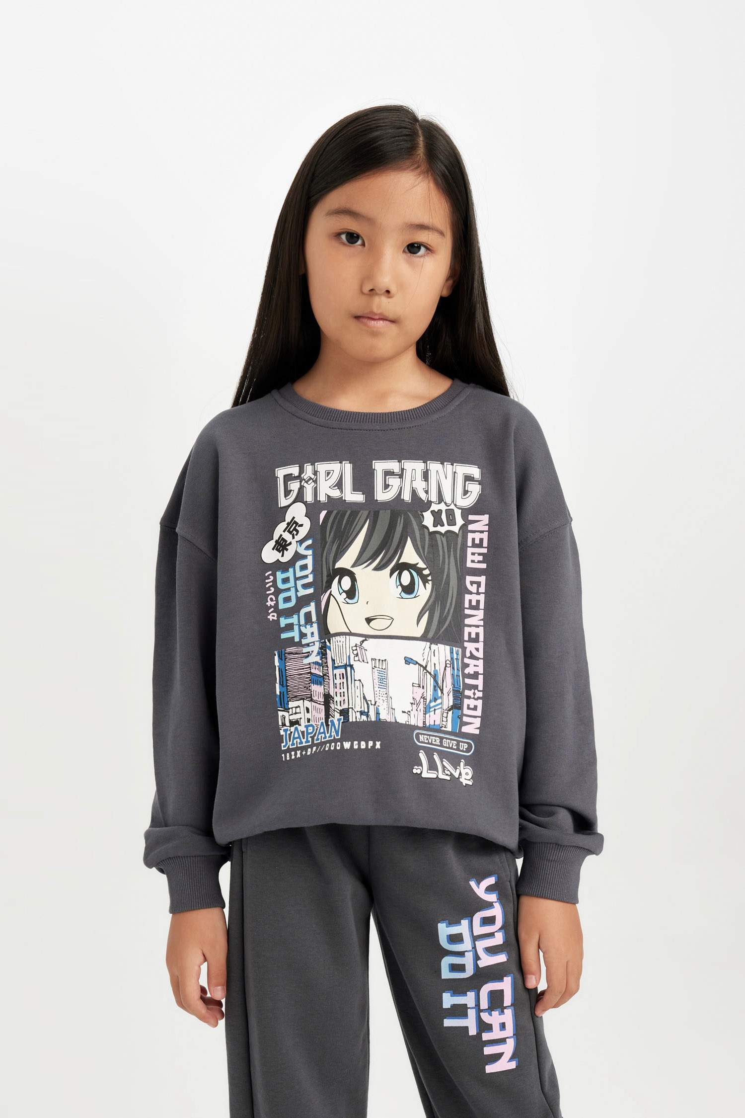 Свитшот оверсайз с принтом для девочек