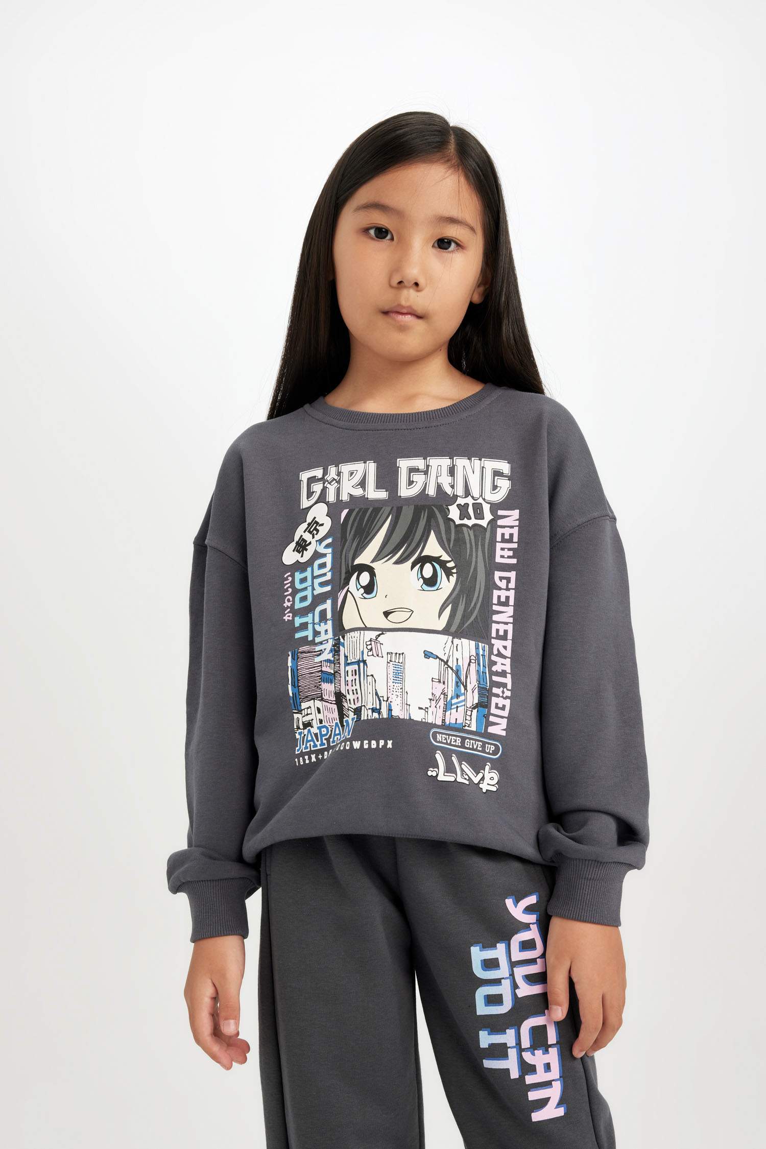 Свитшот оверсайз с принтом для девочек