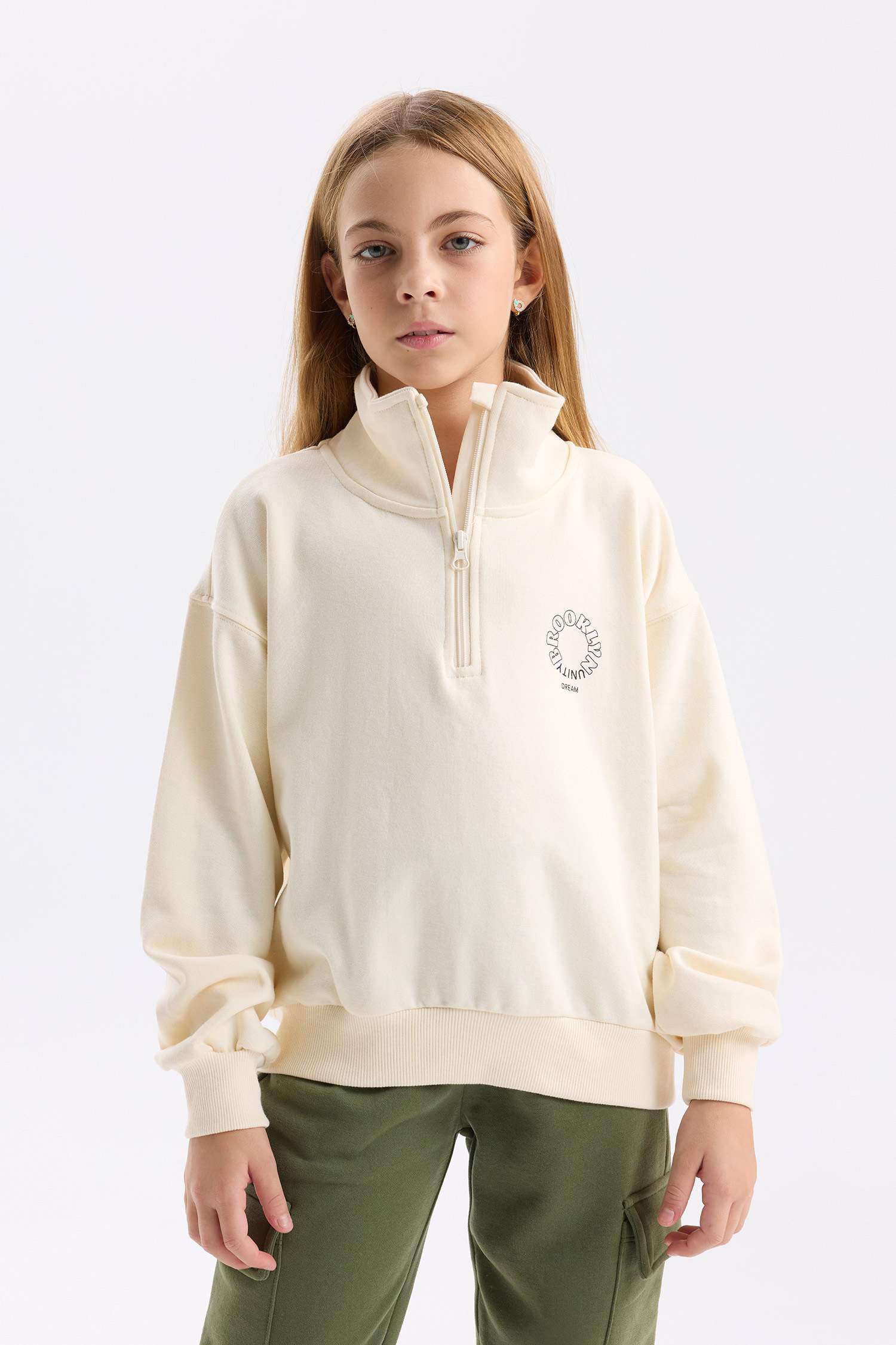 Kız Çocuk Relax Fit Dik Yaka Yarım Fermuarlı Baskılı Sweatshirt